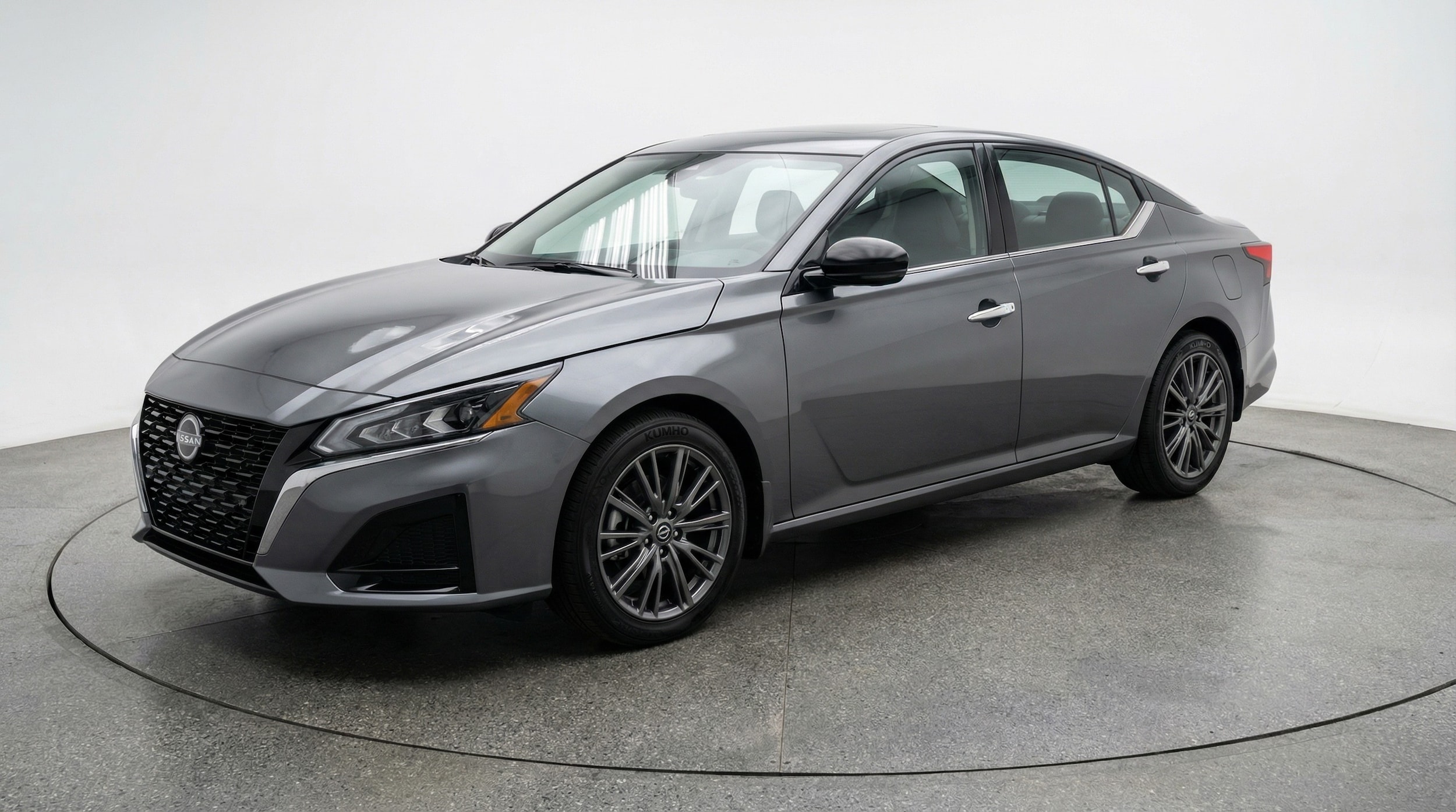 Thumbnail: 2025 Nissan Altima - 3