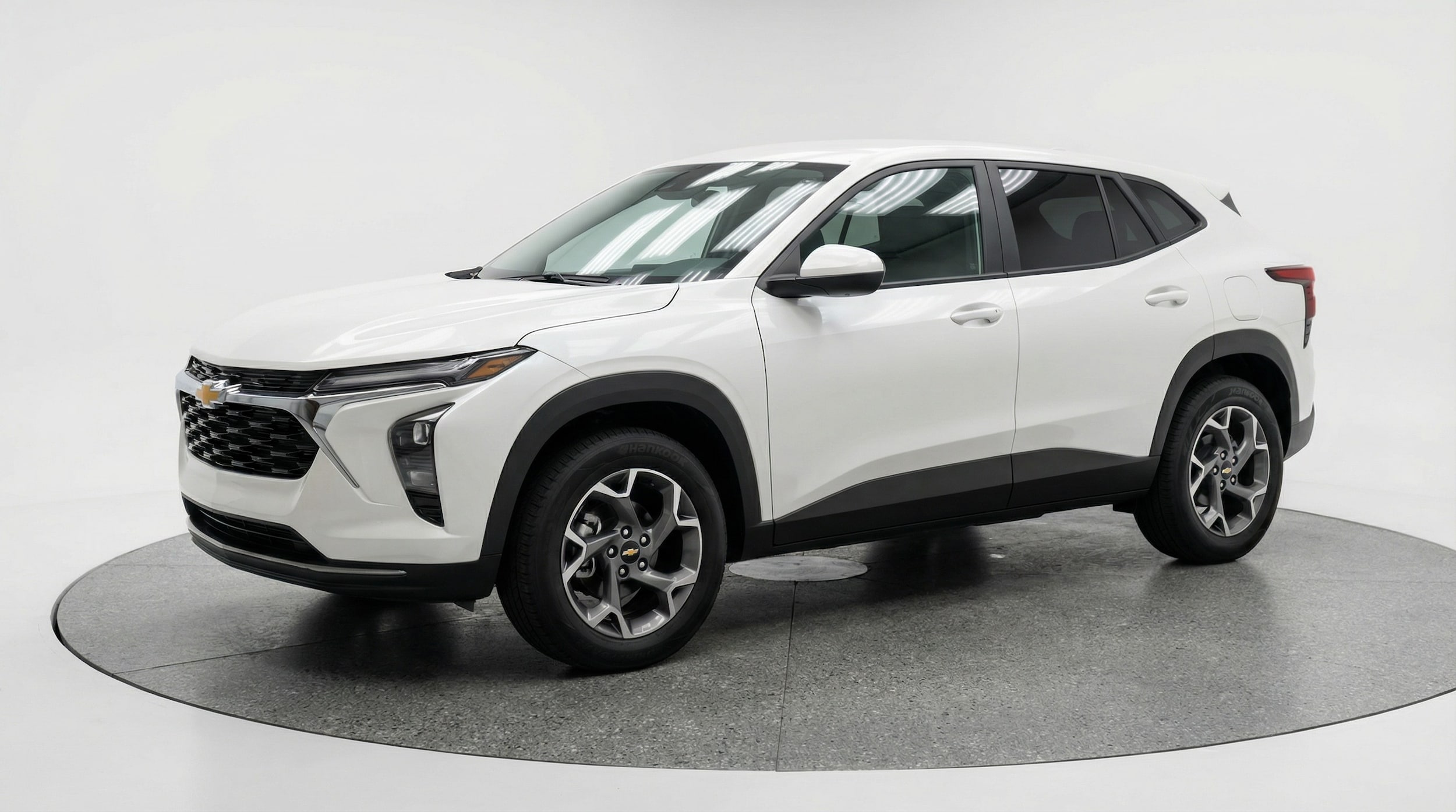 Thumbnail: 2025 Chevrolet Trax - 3