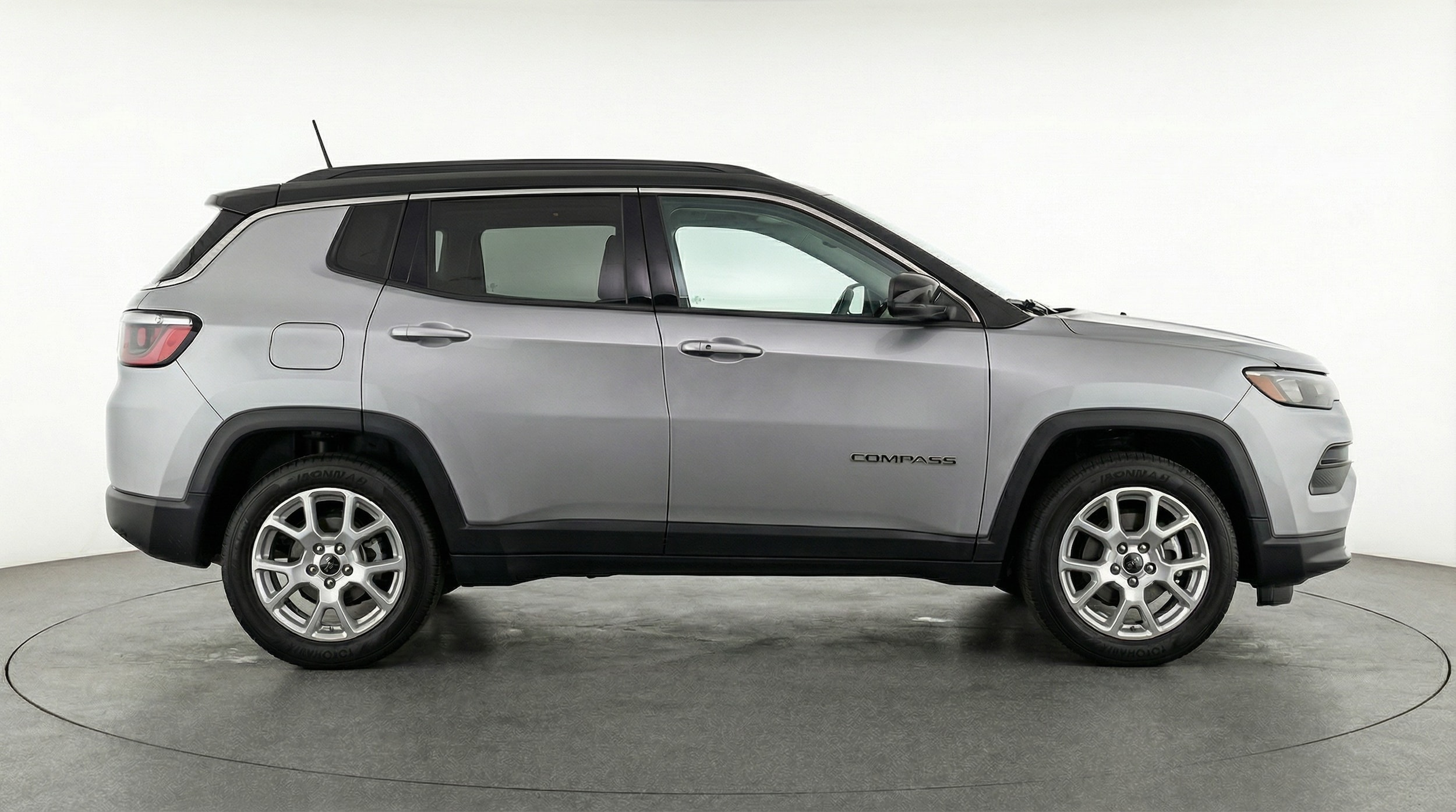 Thumbnail: 2025 Jeep Compass - 8