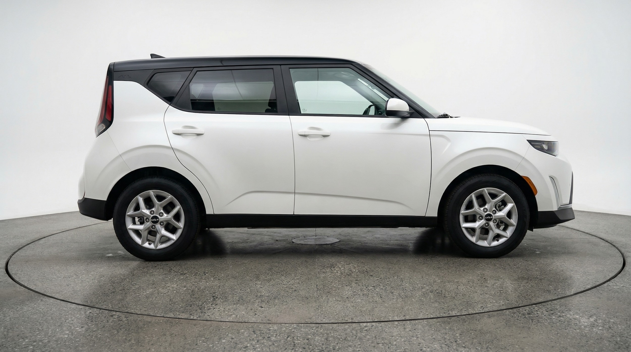 Thumbnail: 2025 Kia Soul - 8