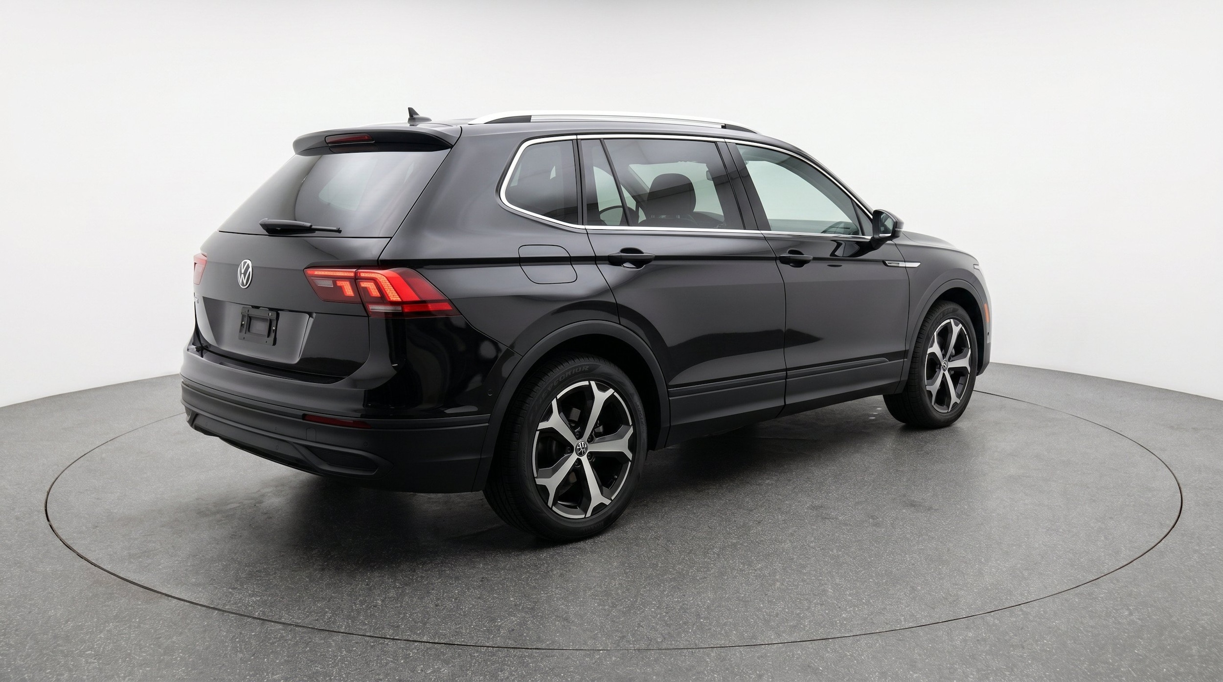 Thumbnail: 2026 Volkswagen Tiguan - 9