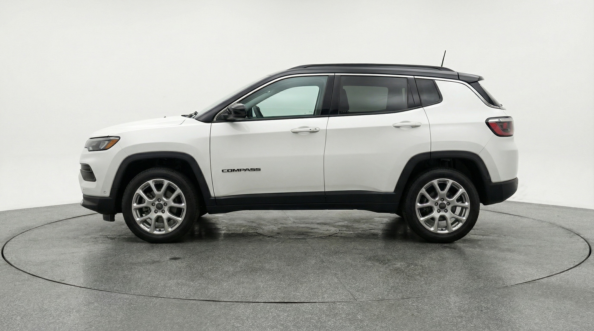 Thumbnail: 2025 Jeep Compass - 4