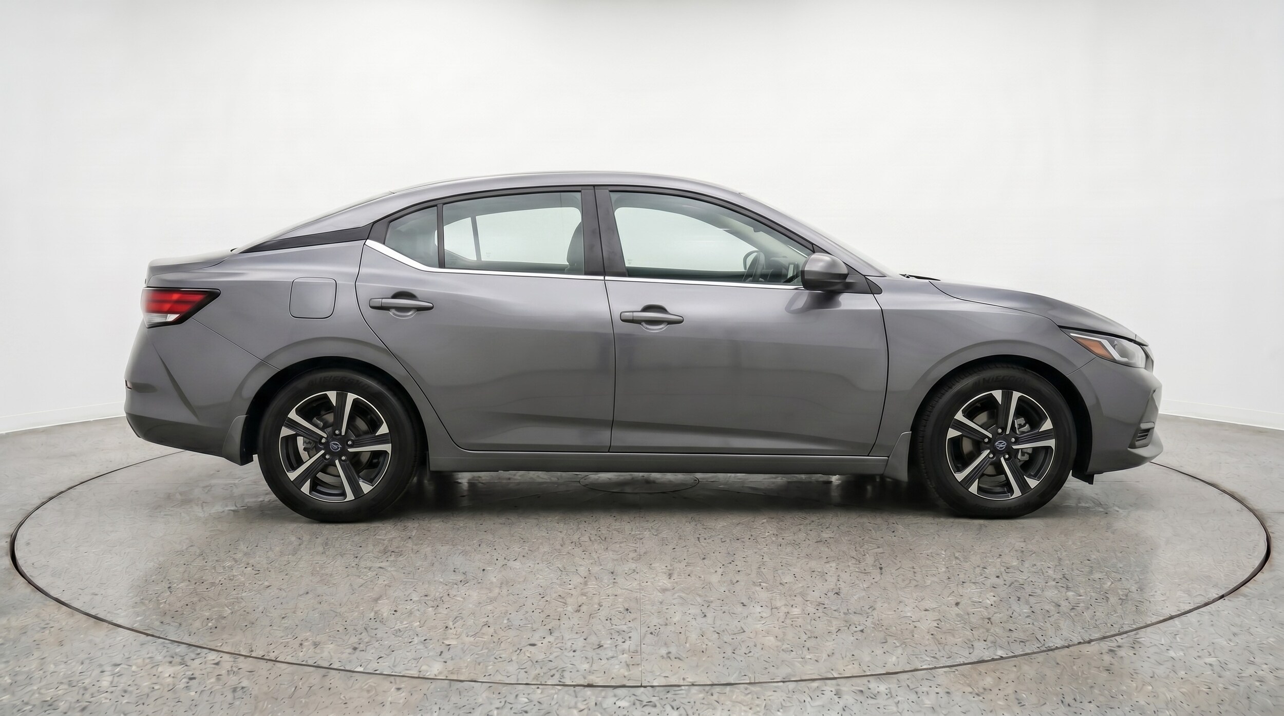Thumbnail: 2025 Nissan Sentra - 8