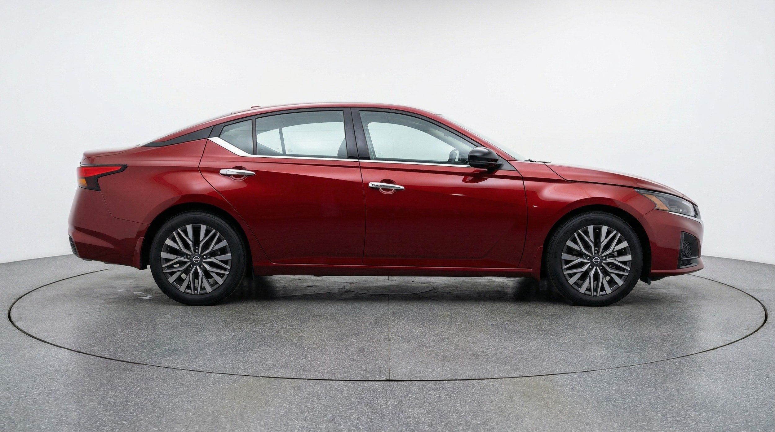 Thumbnail: 2025 Nissan Altima - 8