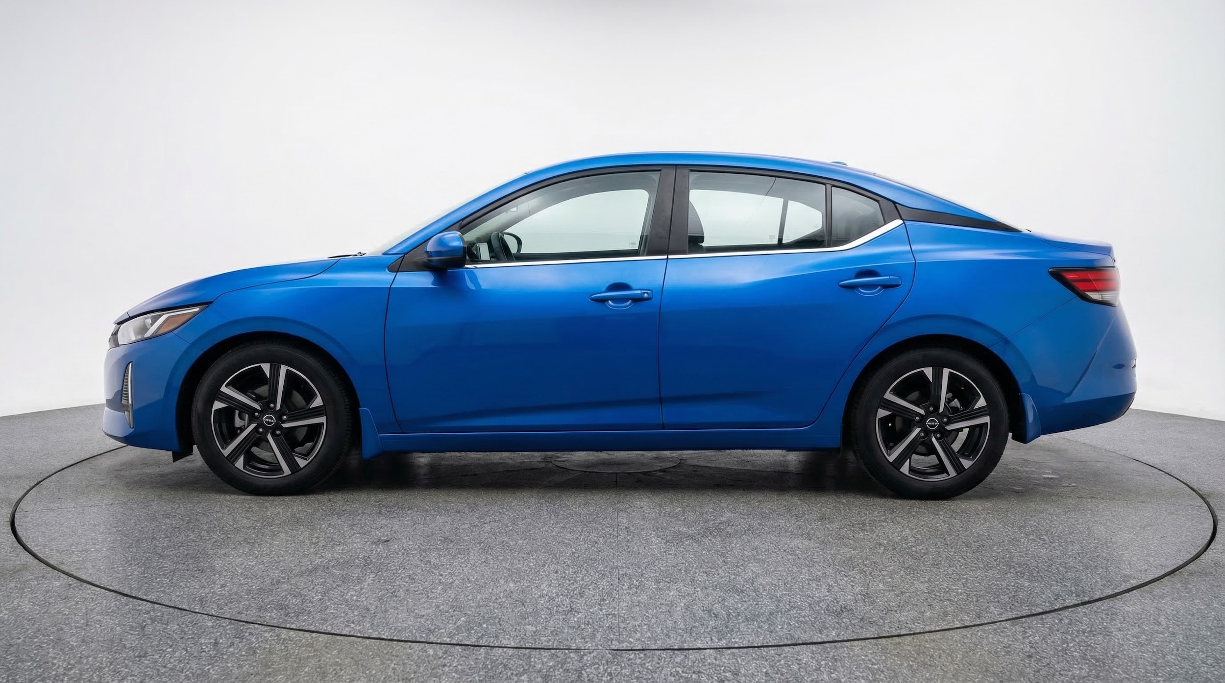 Thumbnail: 2025 Nissan Sentra - 4