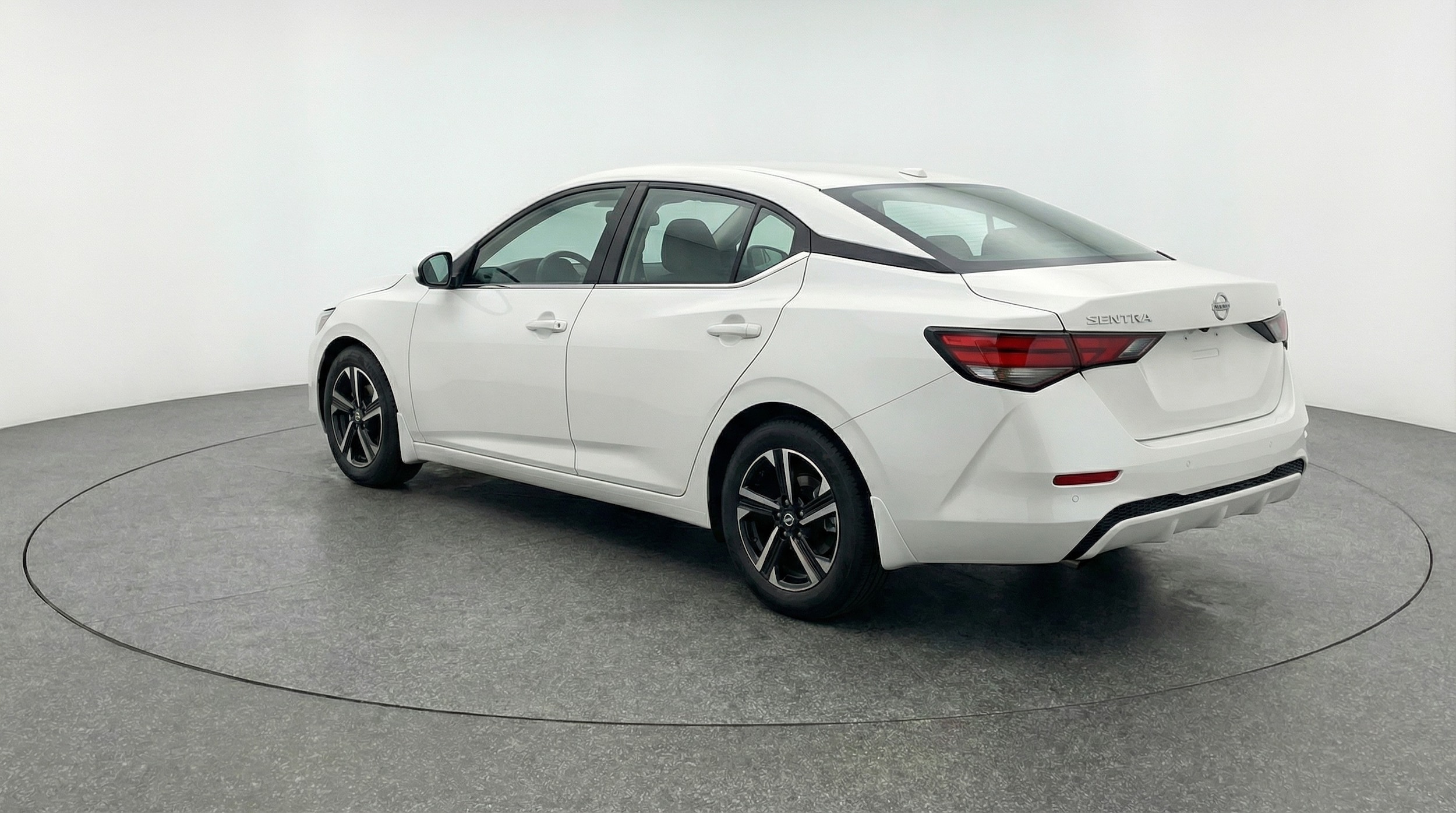 Thumbnail: 2025 Nissan Sentra - 5