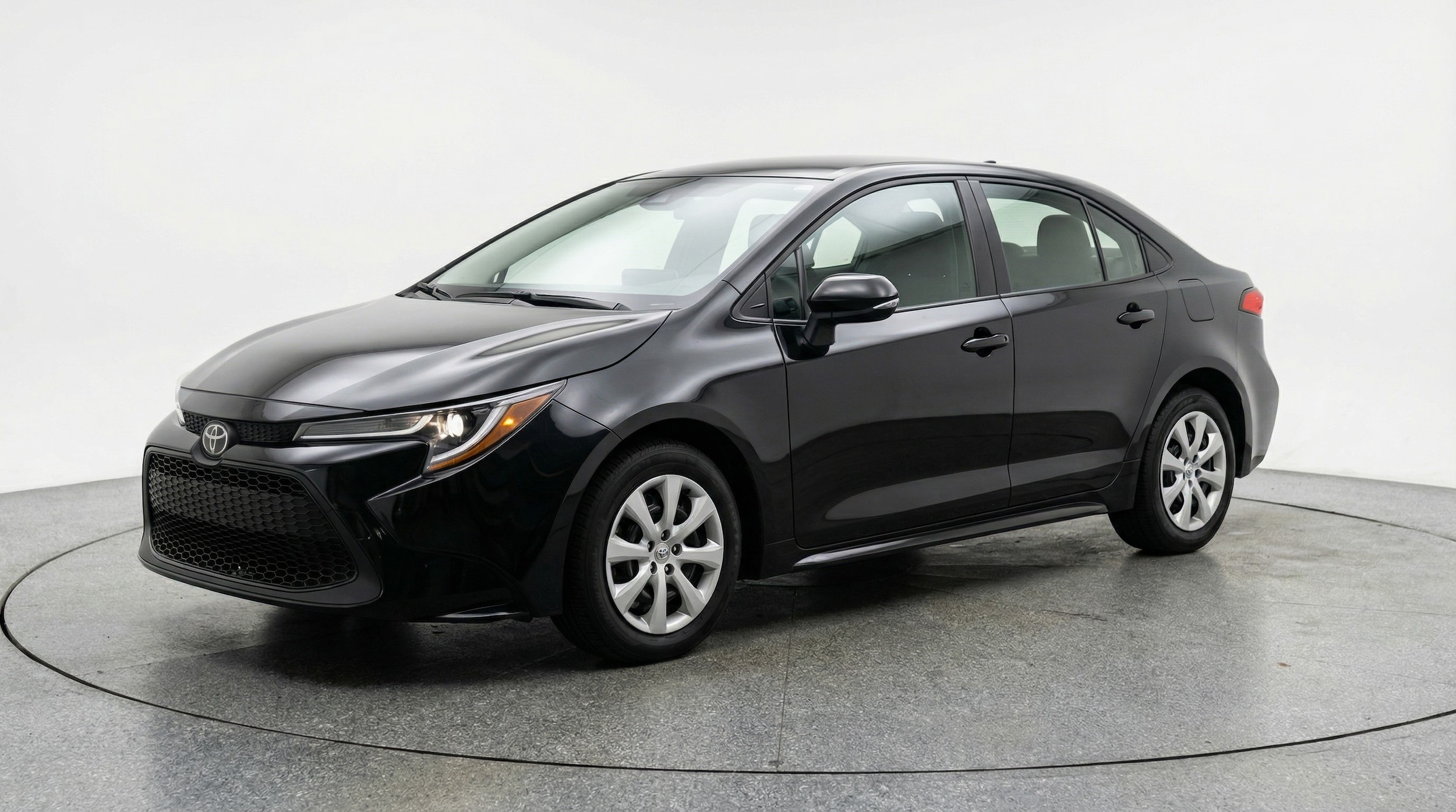 Thumbnail: 2025 Toyota Corolla - 3