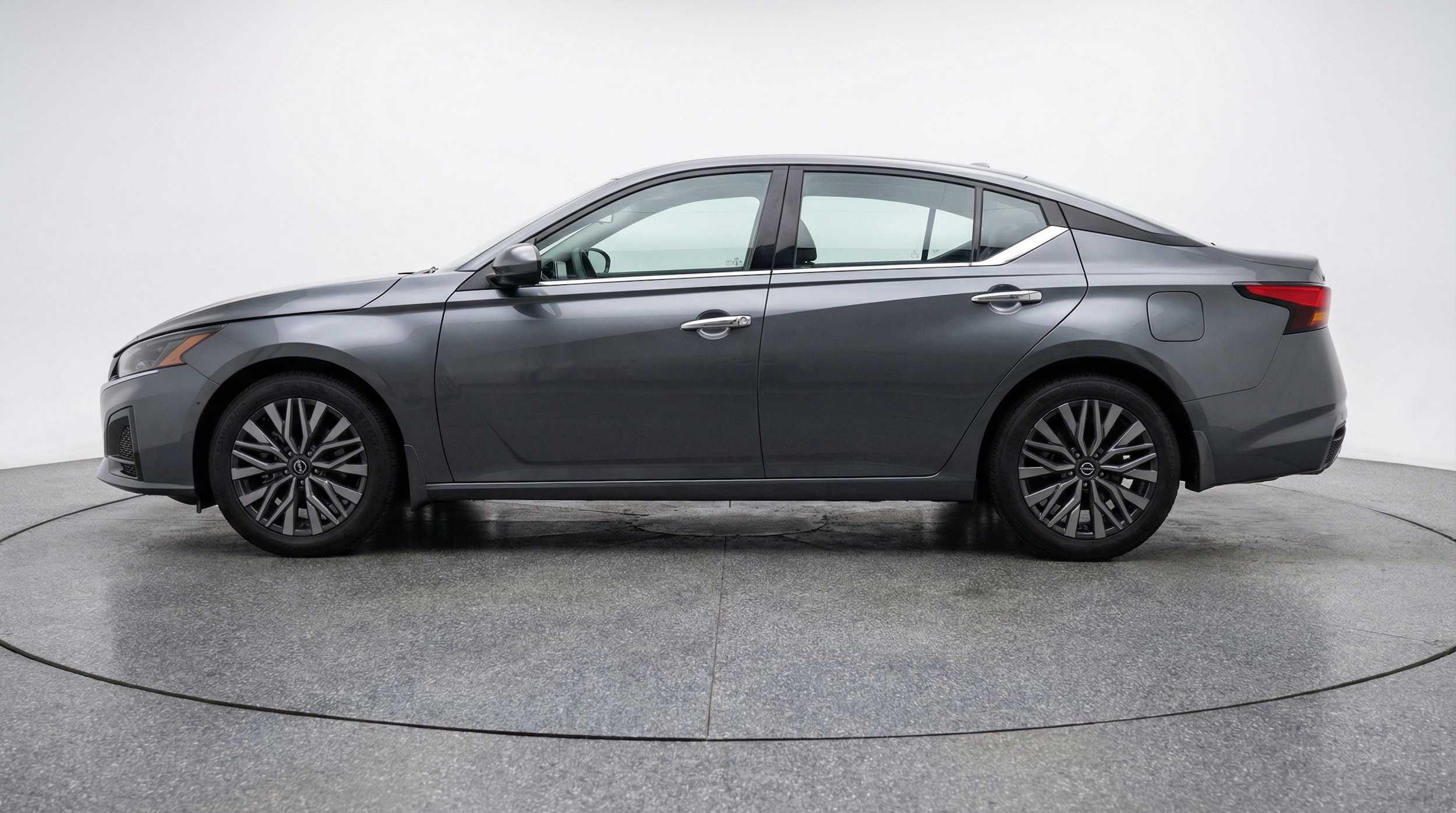 Thumbnail: 2025 Nissan Altima - 4