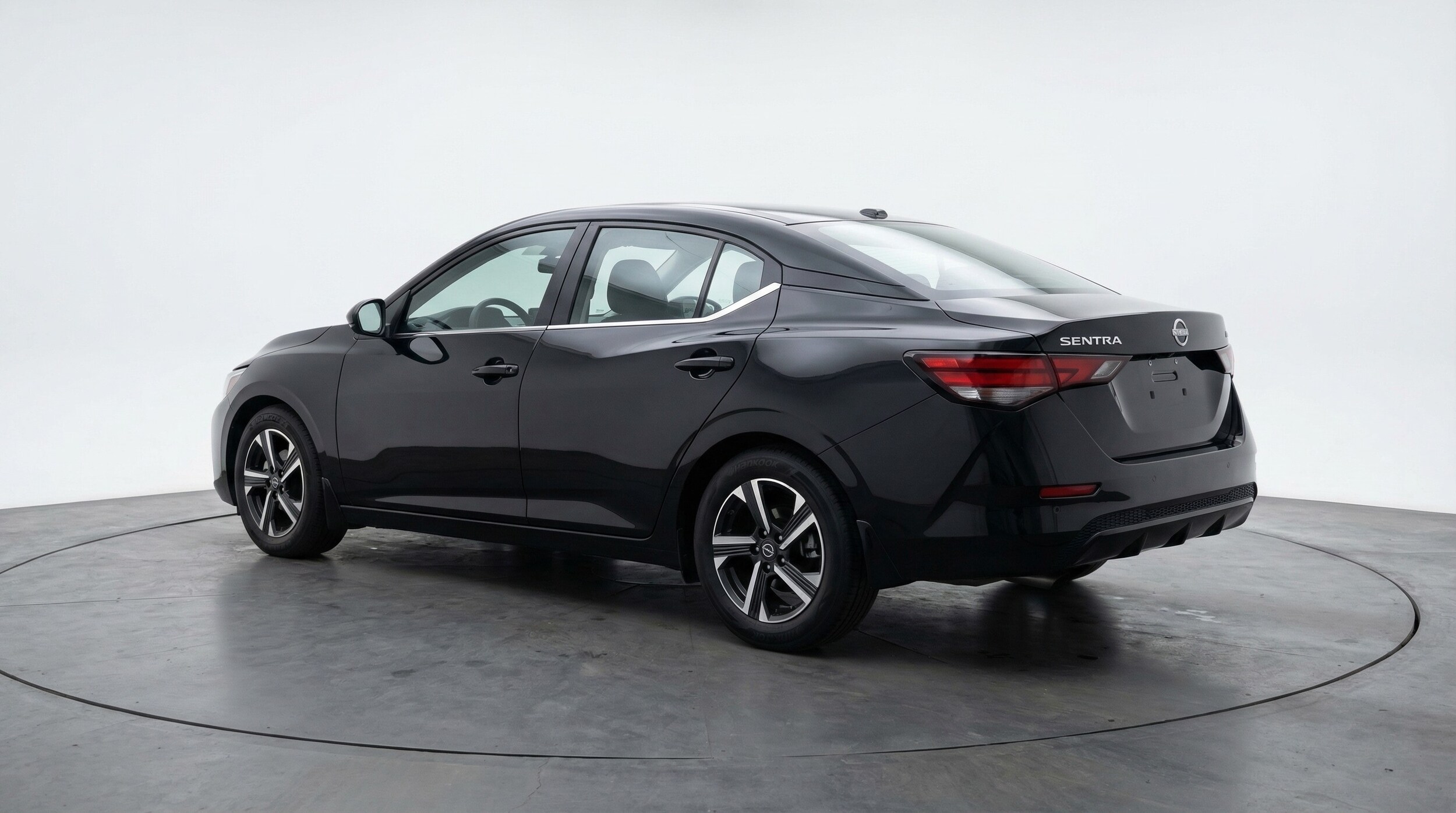 Thumbnail: 2025 Nissan Sentra - 5