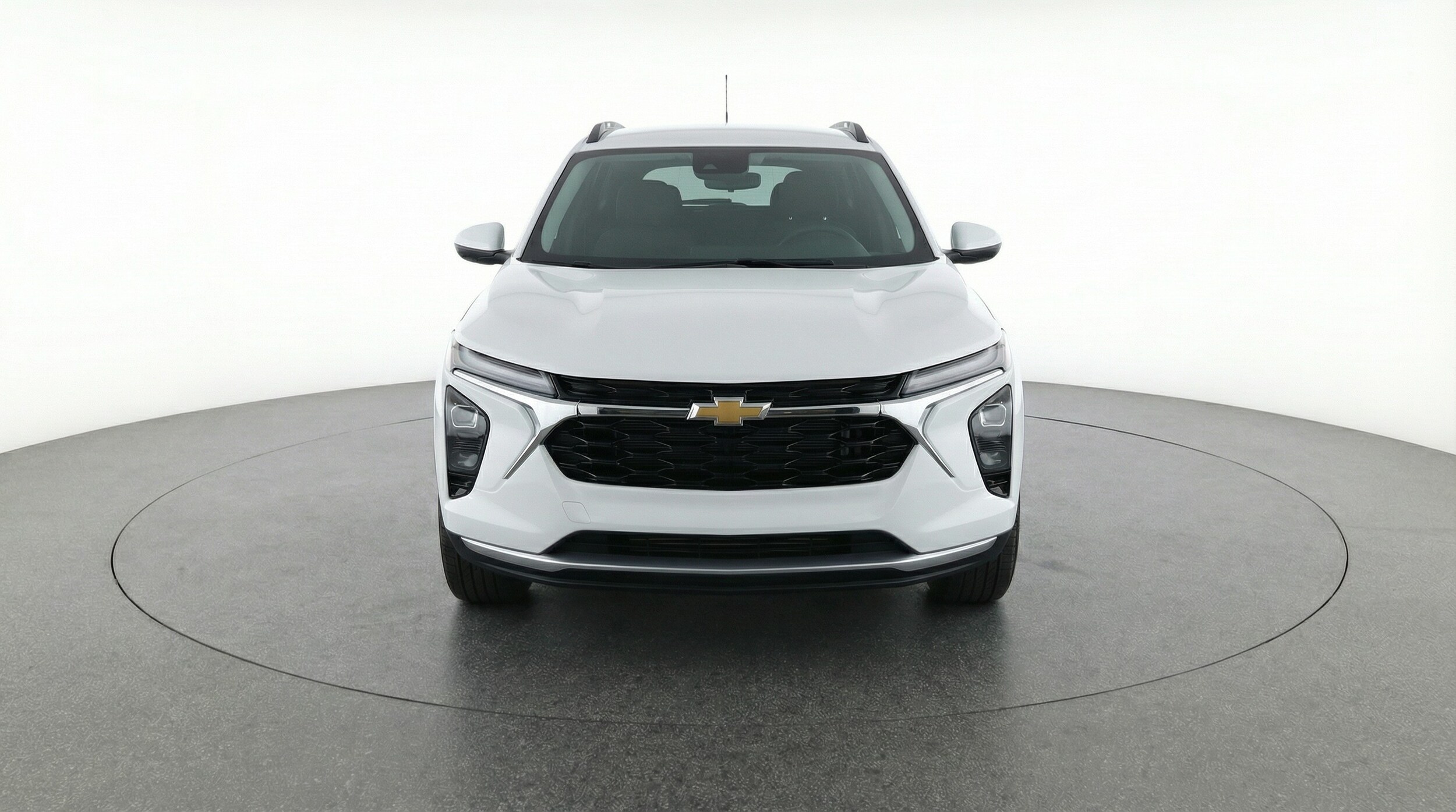 Thumbnail: 2025 Chevrolet Trax - 2