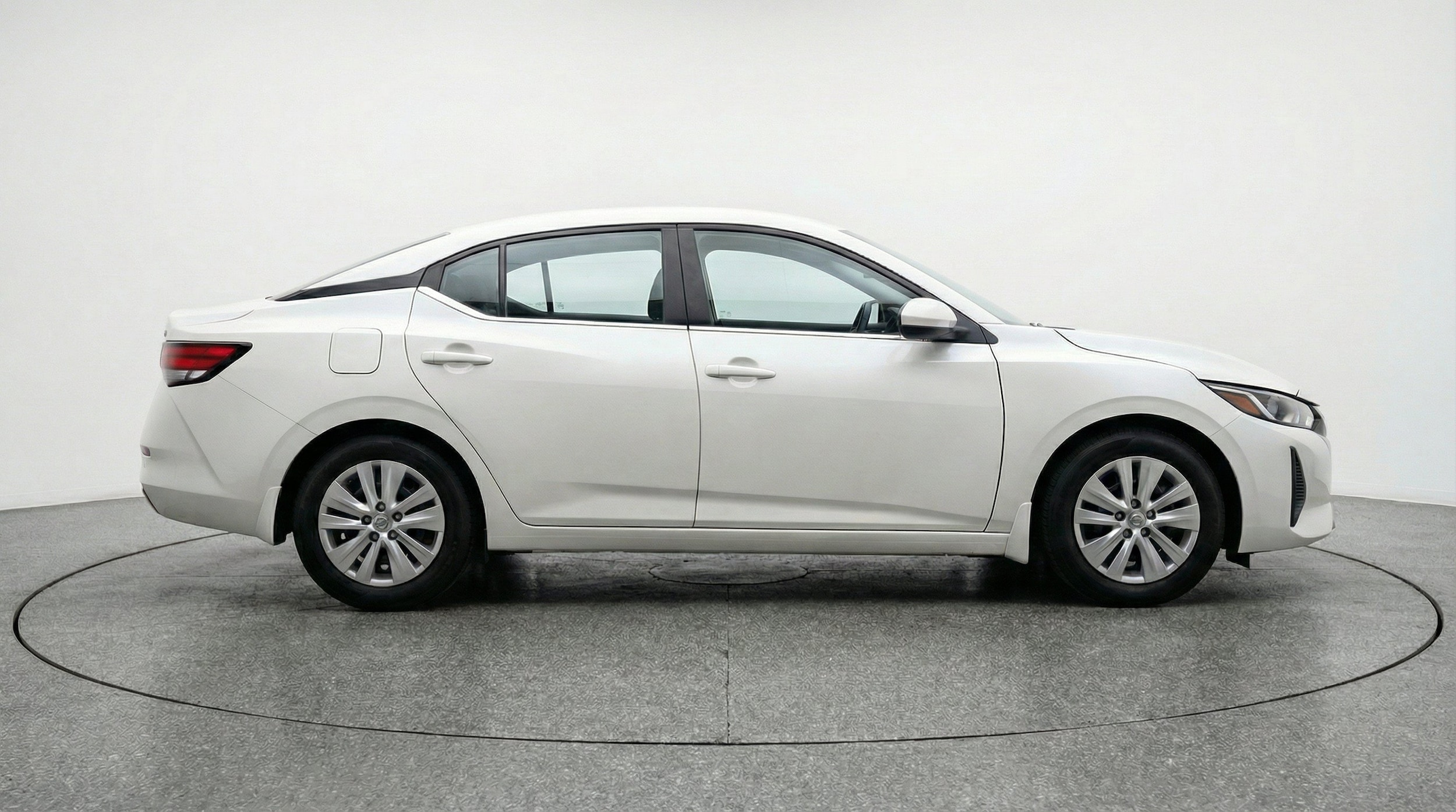 Thumbnail: 2025 Nissan Sentra - 11