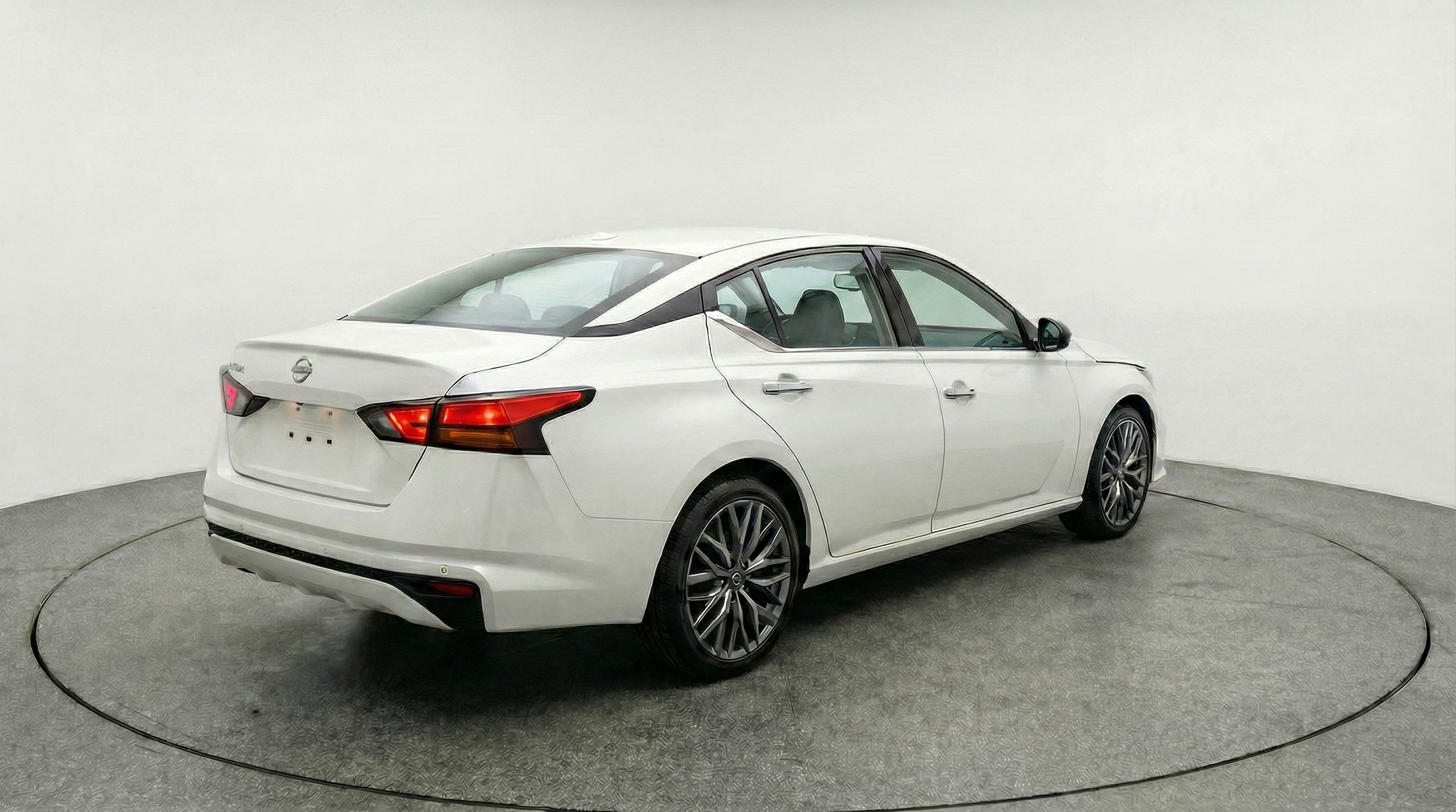 Thumbnail: 2025 Nissan Altima - 7