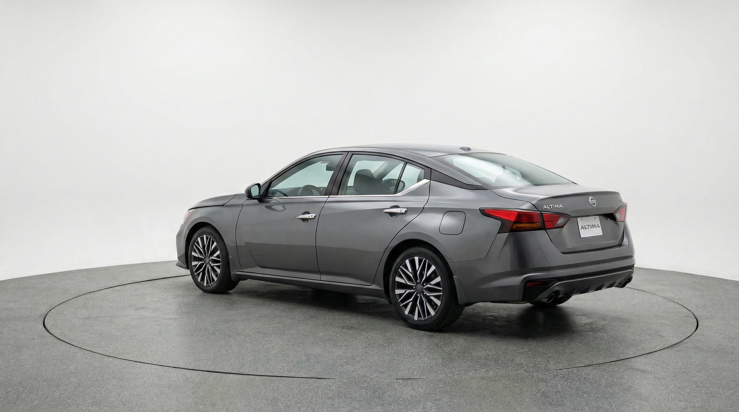 Thumbnail: 2025 Nissan Altima - 5