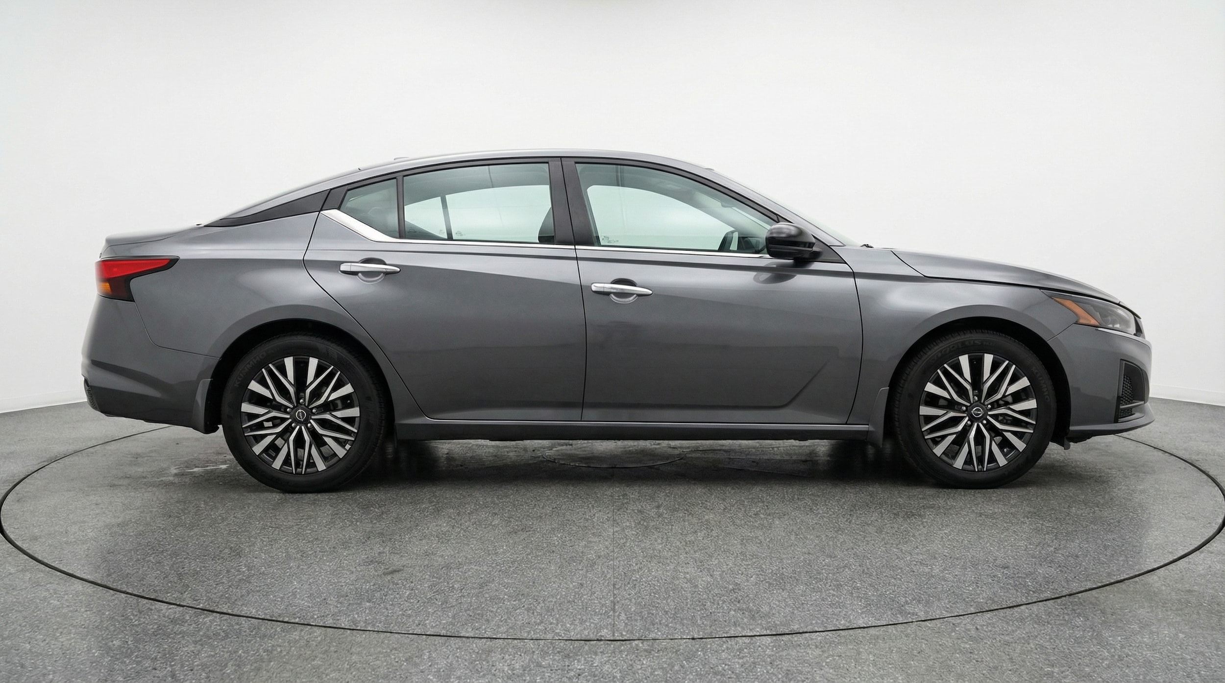 Thumbnail: 2025 Nissan Altima - 8