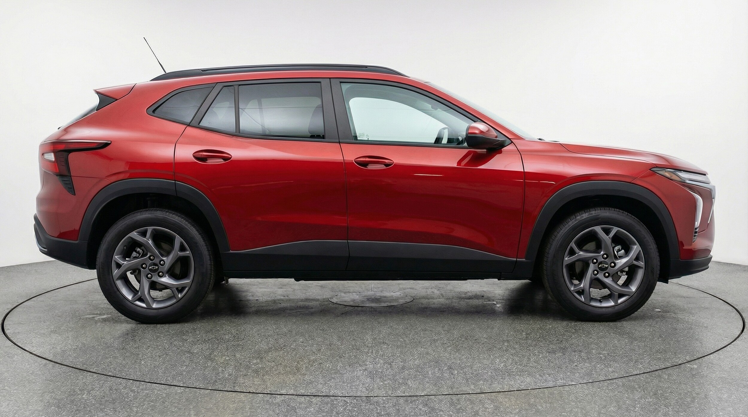 Thumbnail: 2025 Chevrolet Trax - 8