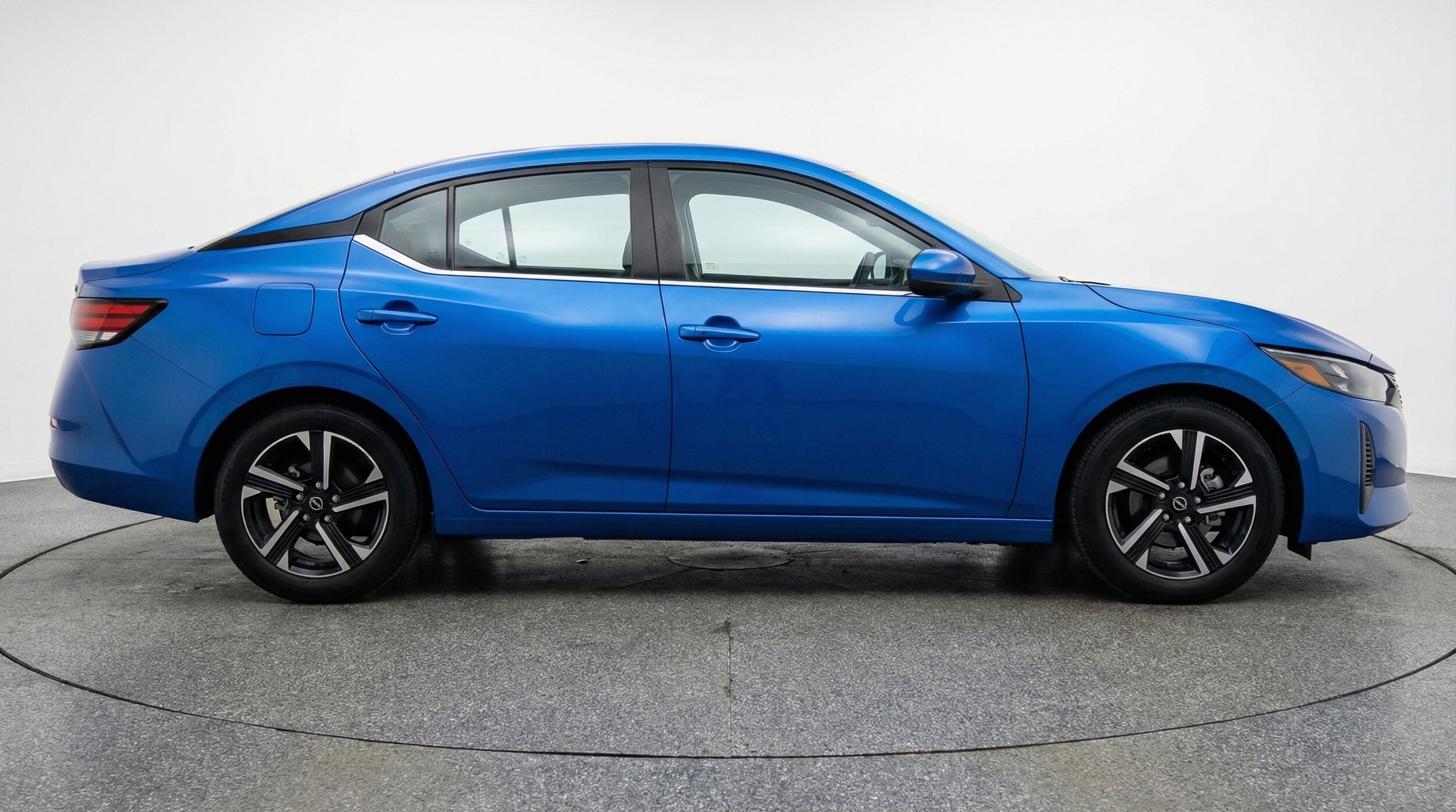 Thumbnail: 2025 Nissan Sentra - 8