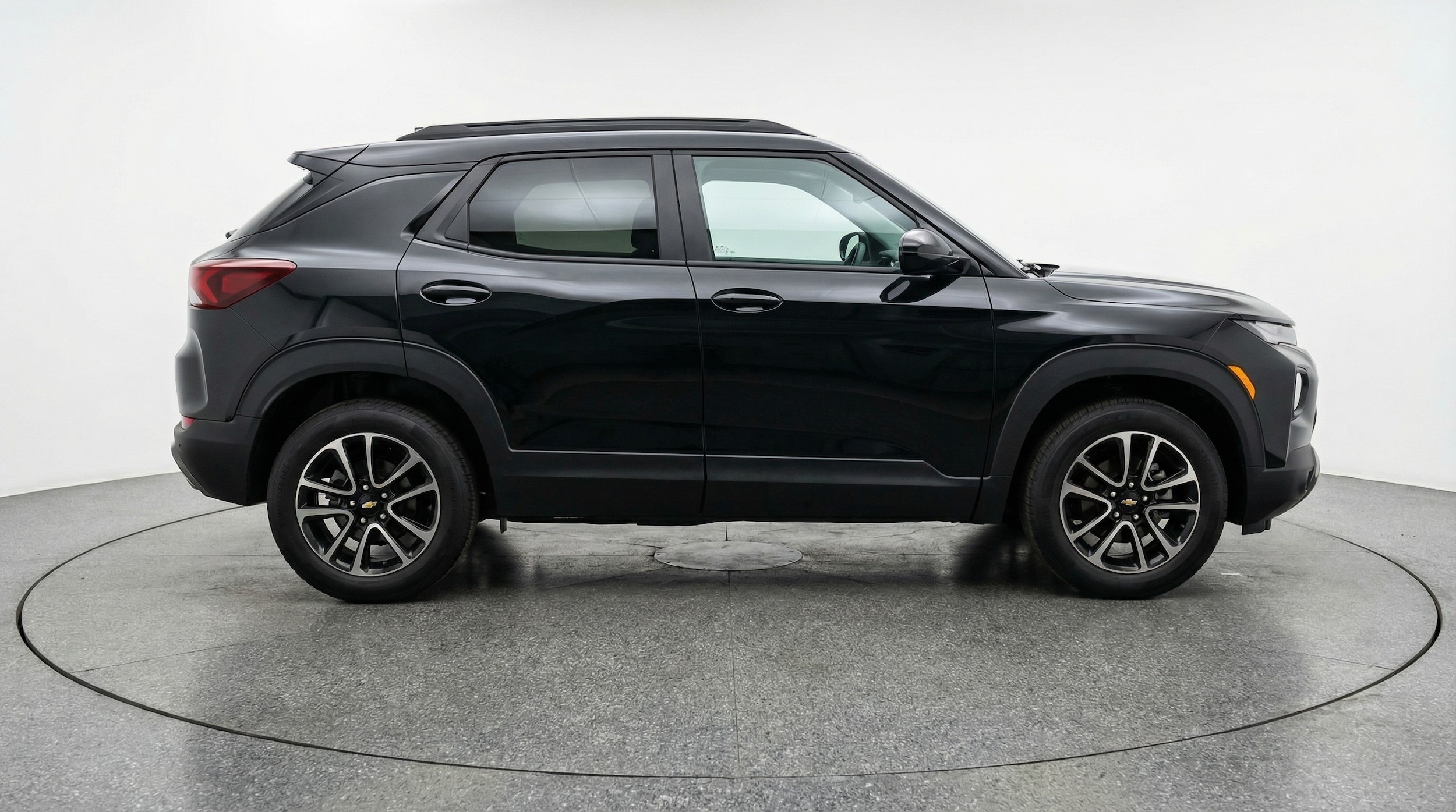 Thumbnail: 2025 Chevrolet TrailBlazer - 8
