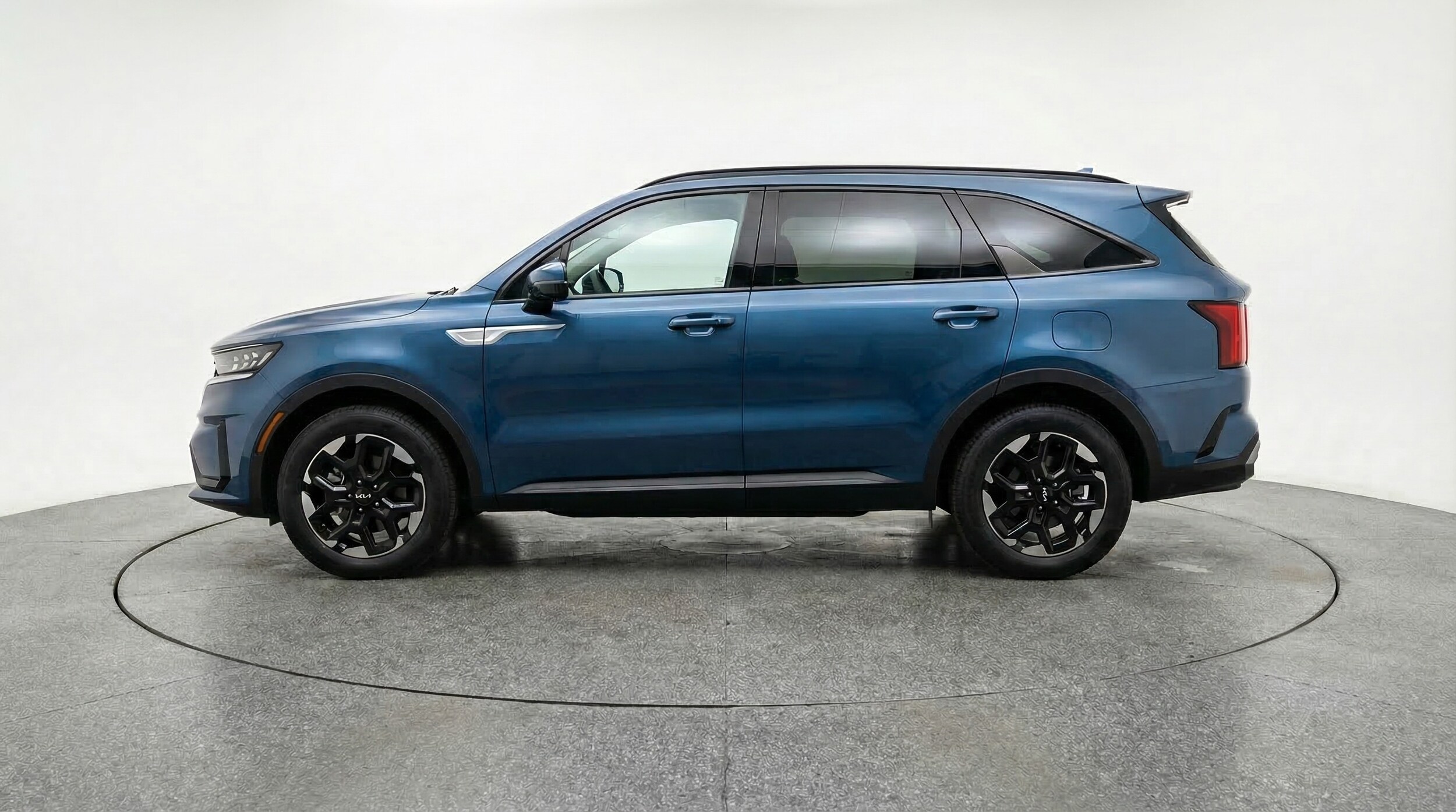 Thumbnail: 2024 Kia Sorento - 4