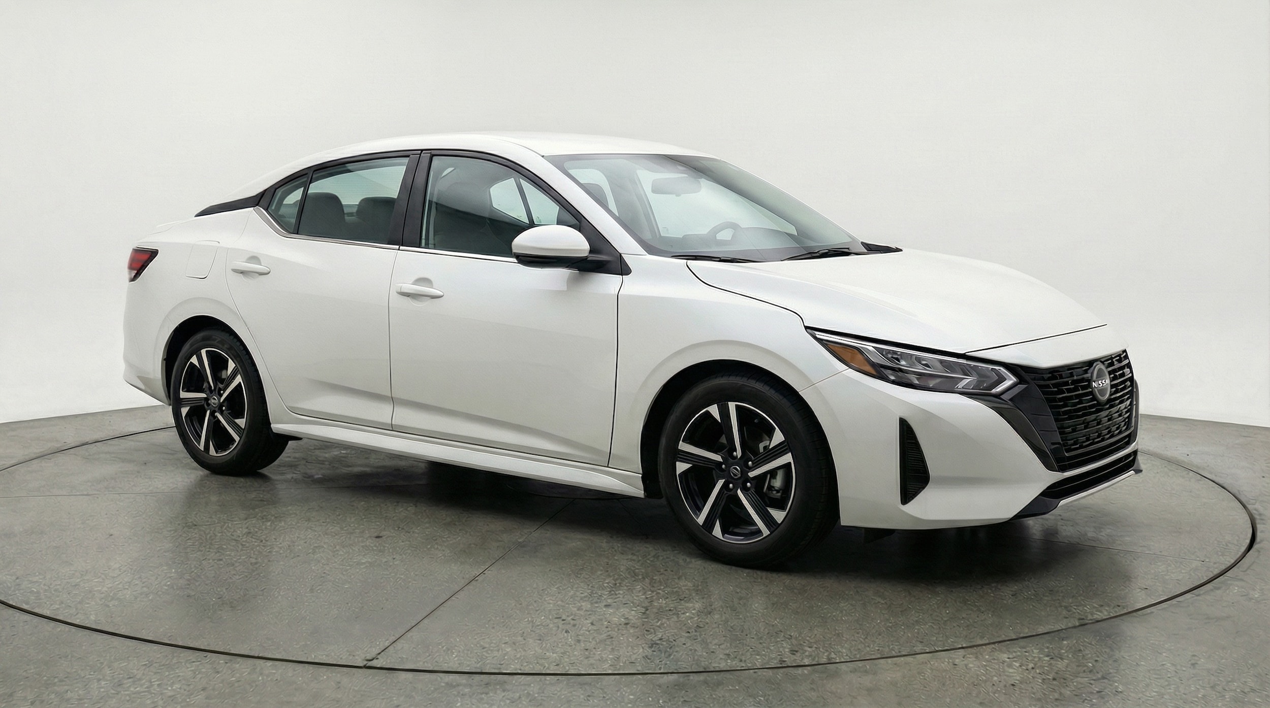 Thumbnail: 2025 Nissan Sentra - 1