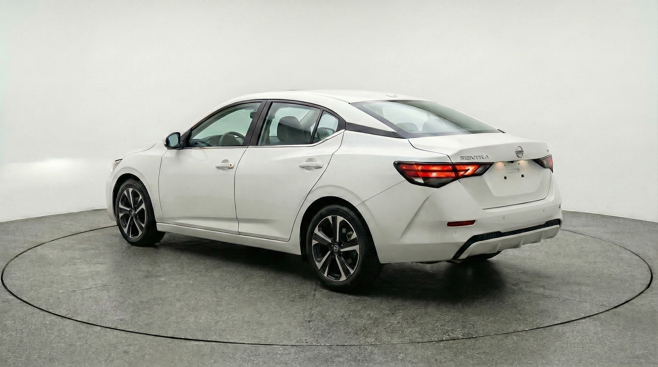 Thumbnail: 2025 Nissan Sentra - 5