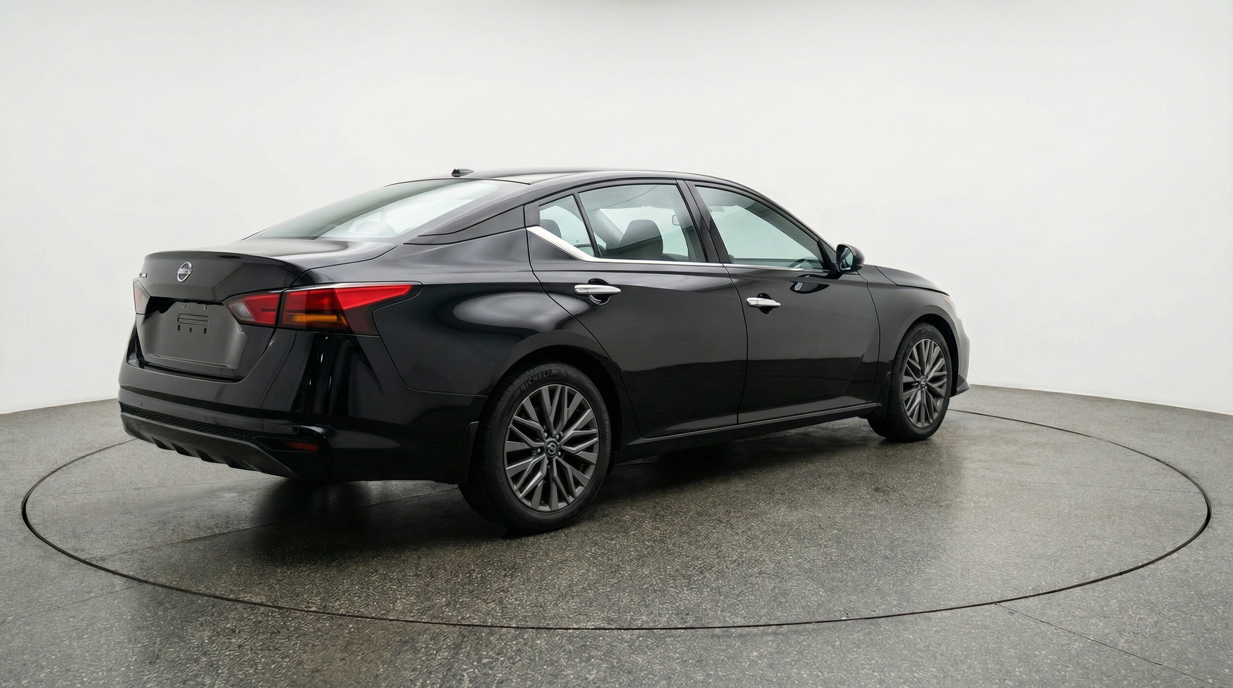 Thumbnail: 2025 Nissan Altima - 7