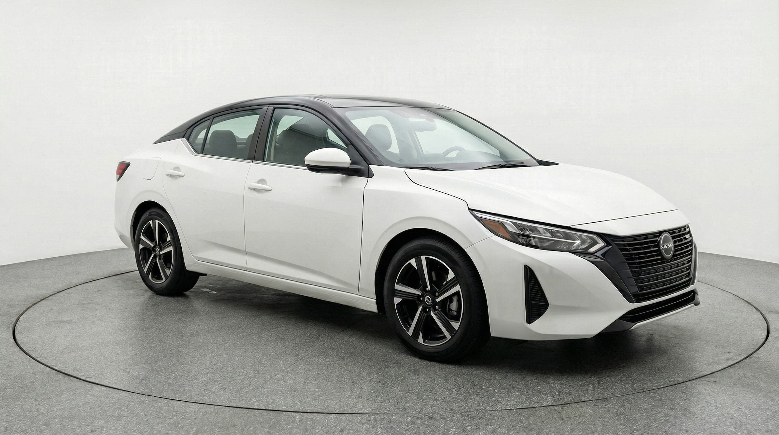 Thumbnail: 2025 Nissan Sentra - 1