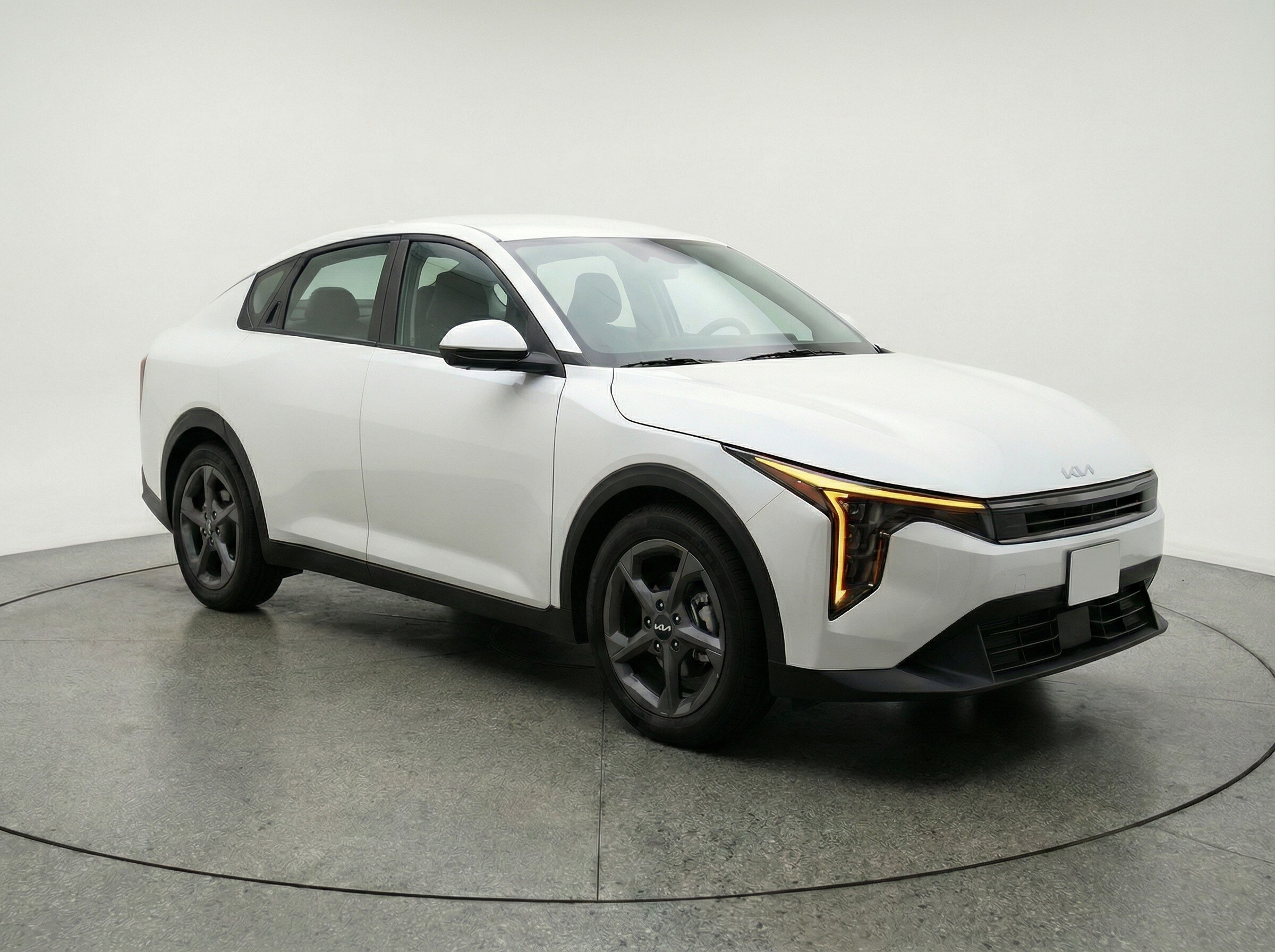 Thumbnail: 2025 Kia K4 - 1