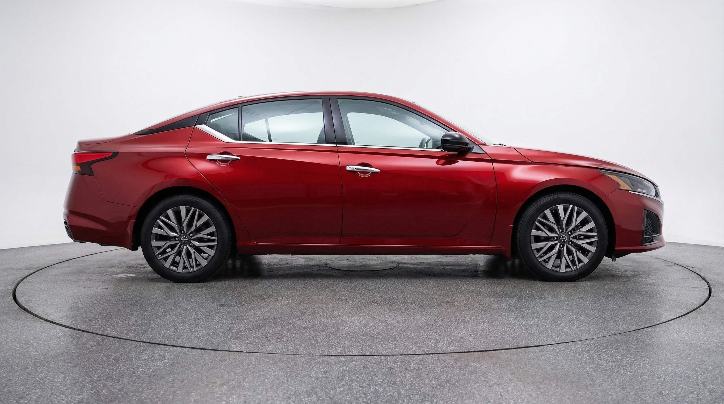 Thumbnail: 2025 Nissan Altima - 8