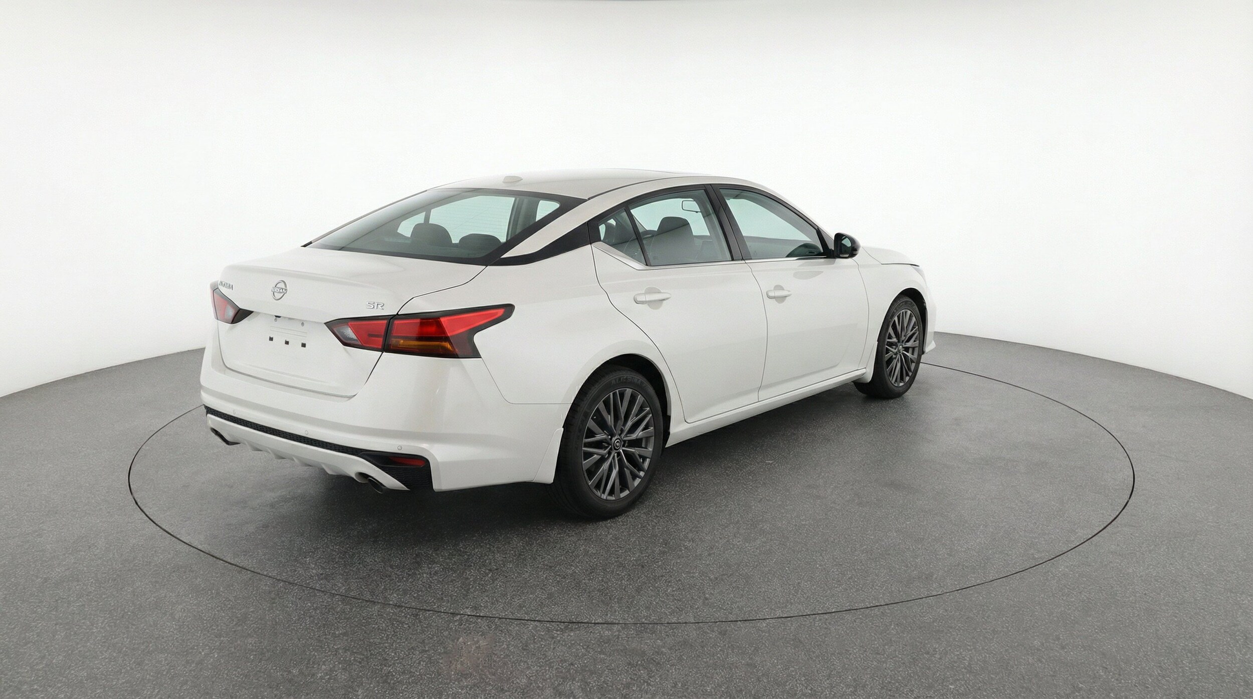 Thumbnail: 2025 Nissan Altima - 9