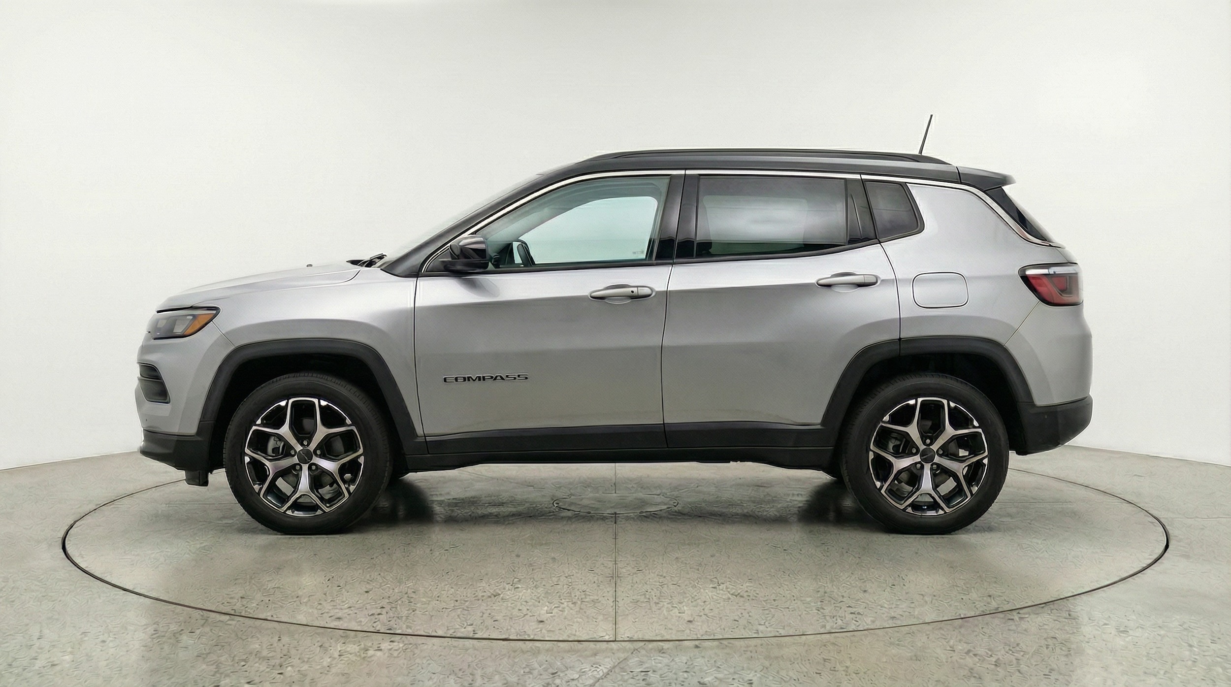 Thumbnail: 2025 Jeep Compass - 4