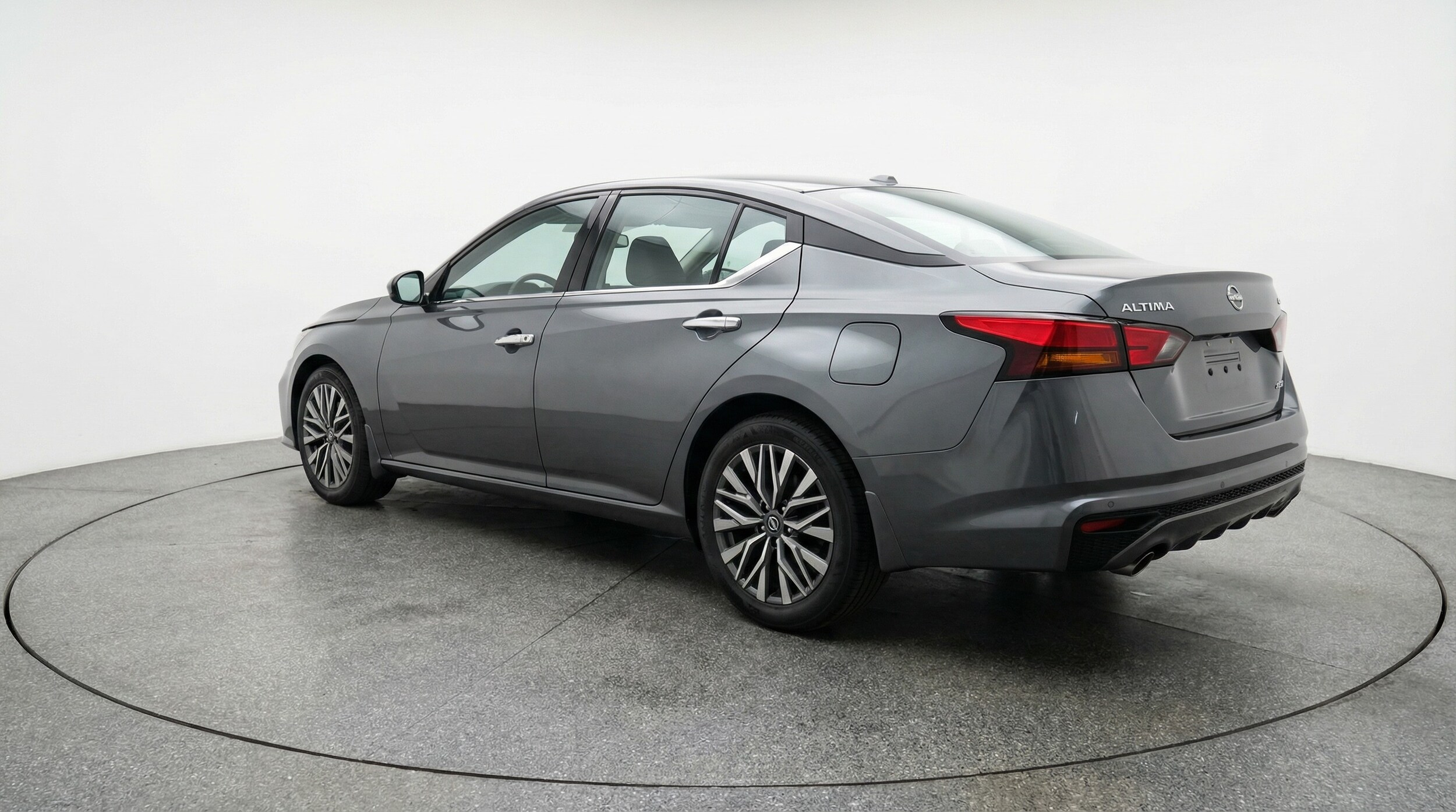 Thumbnail: 2025 Nissan Altima - 5