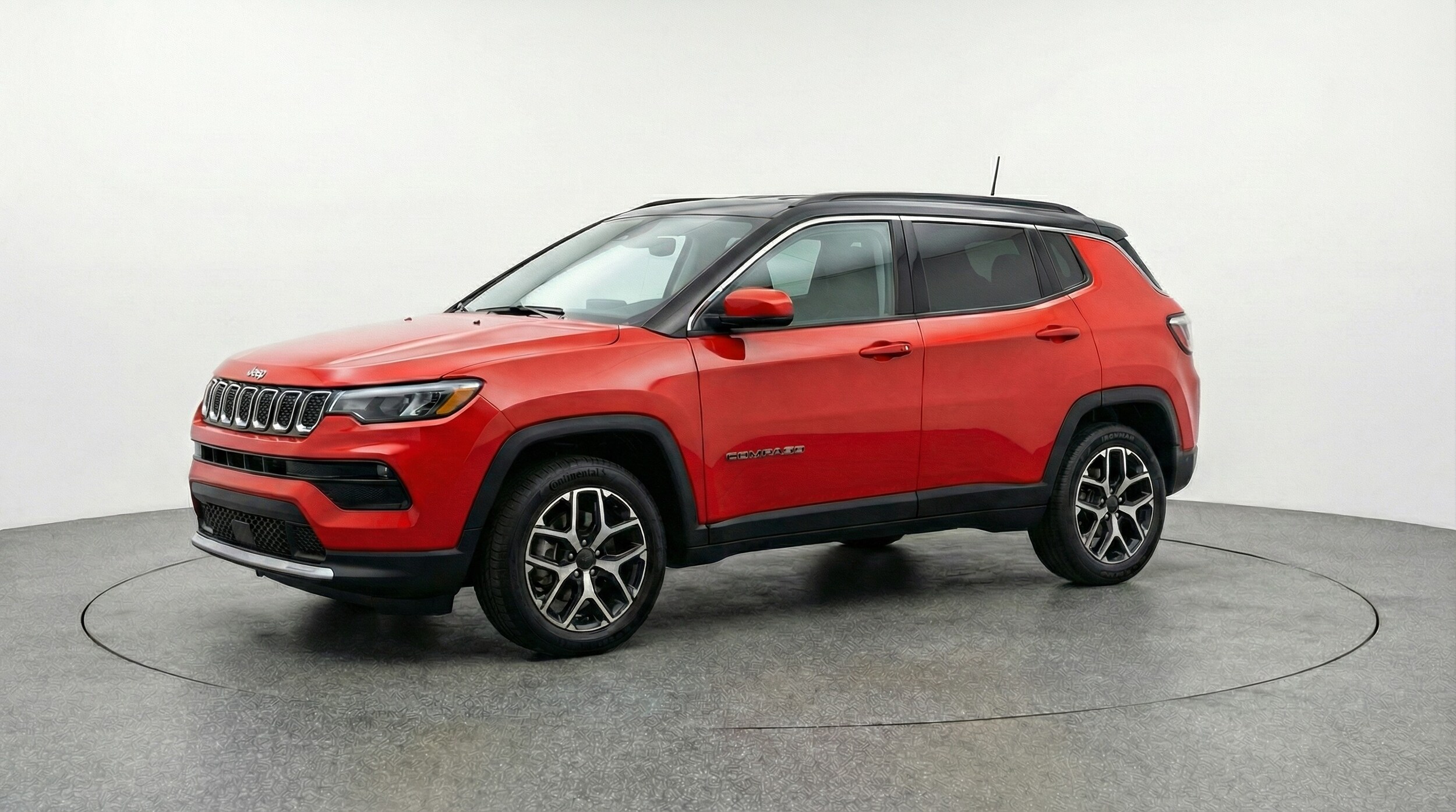 Thumbnail: 2025 Jeep Compass - 3