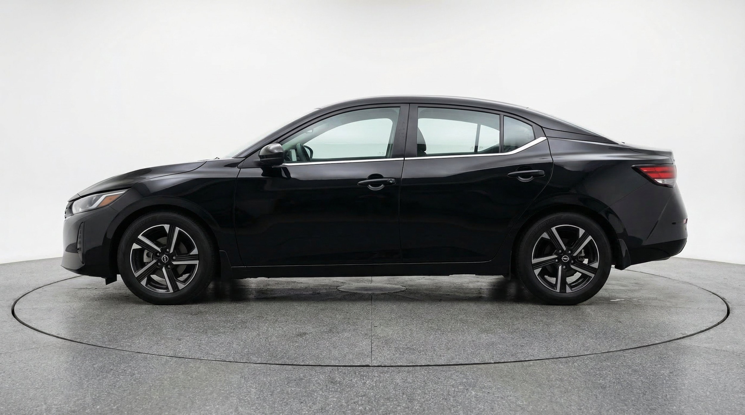 Thumbnail: 2025 Nissan Sentra - 5