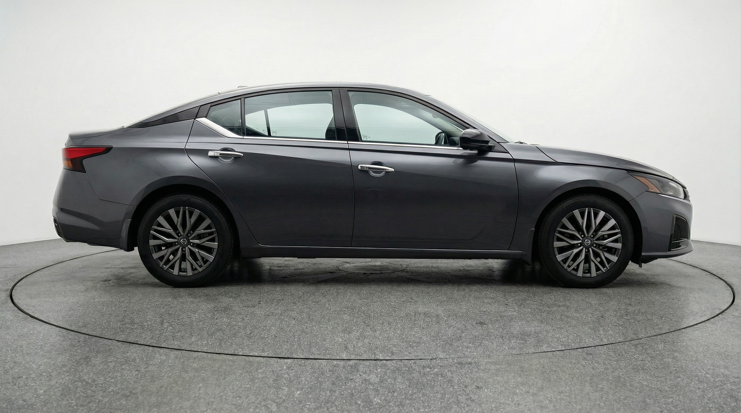 Thumbnail: 2025 Nissan Altima - 8