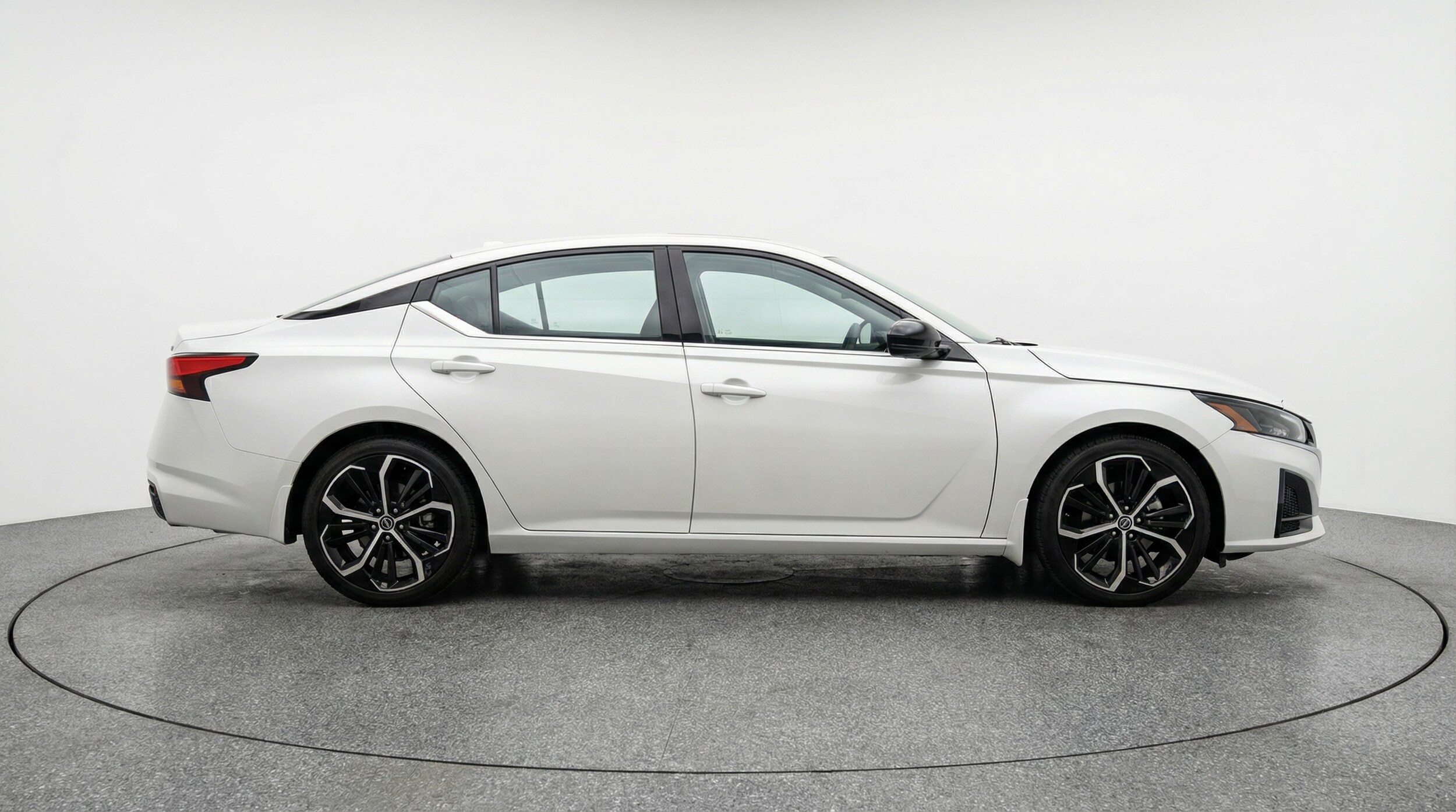 Thumbnail: 2025 Nissan Altima - 8