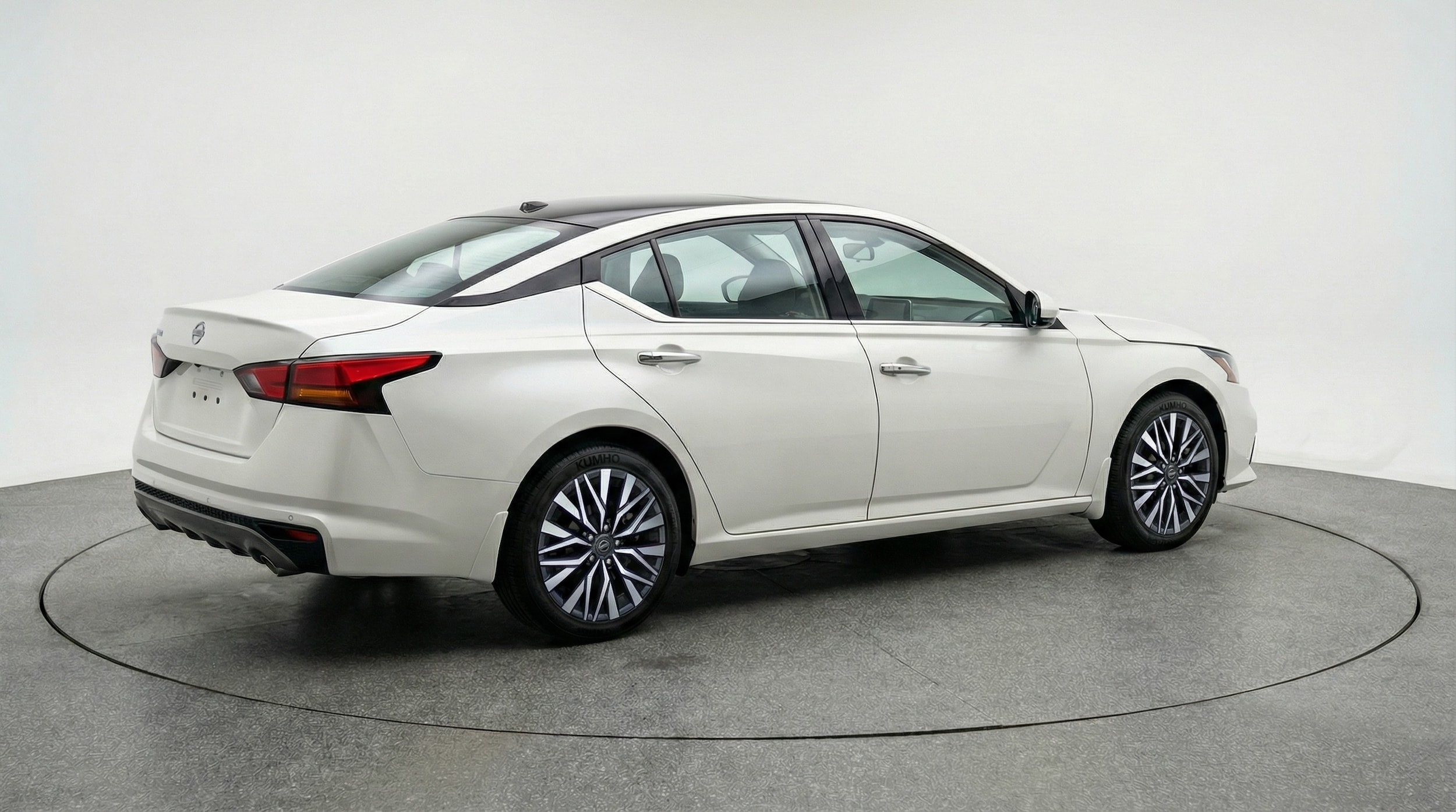 Thumbnail: 2025 Nissan Altima - 7