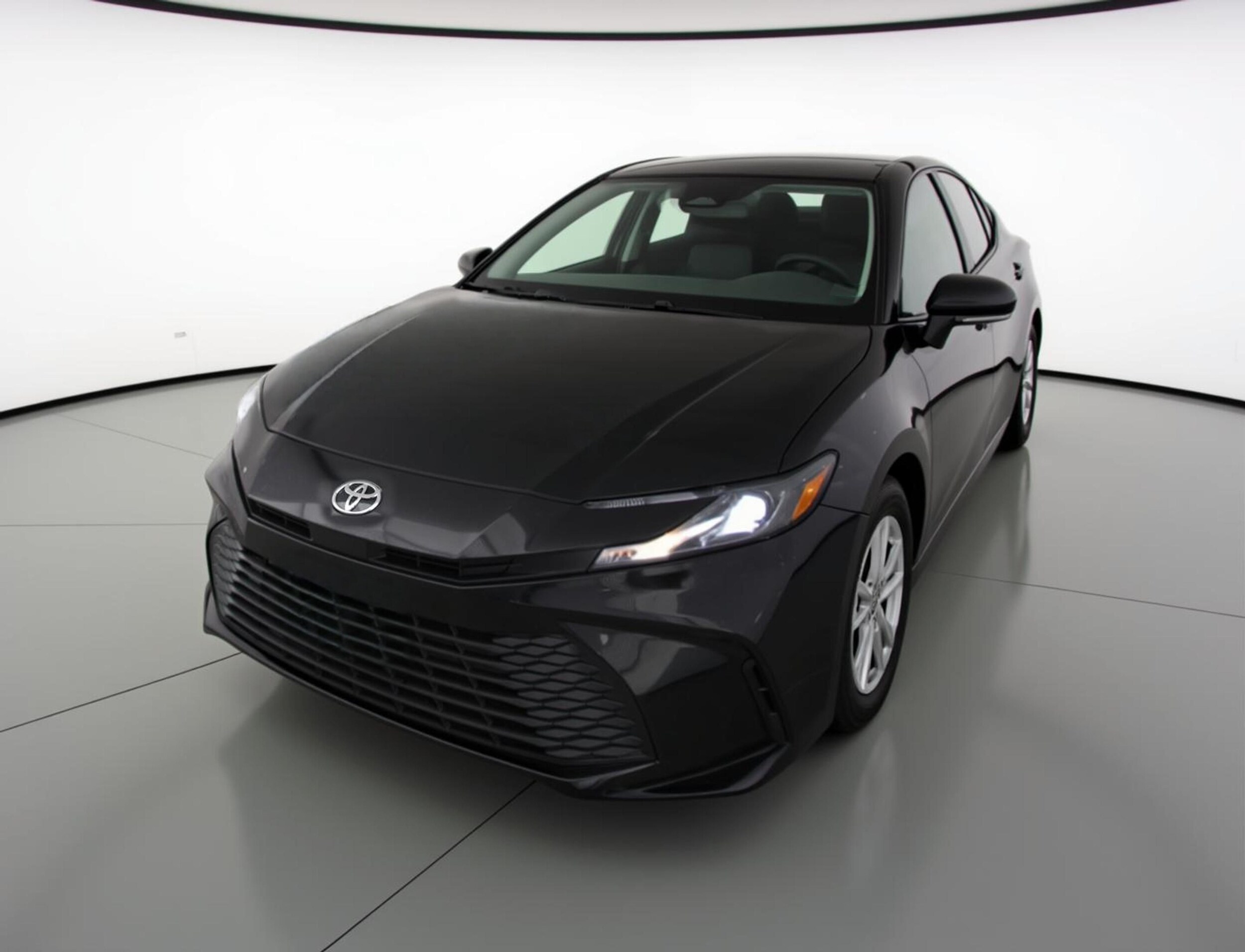 Thumbnail: 2025 Toyota Camry - 3