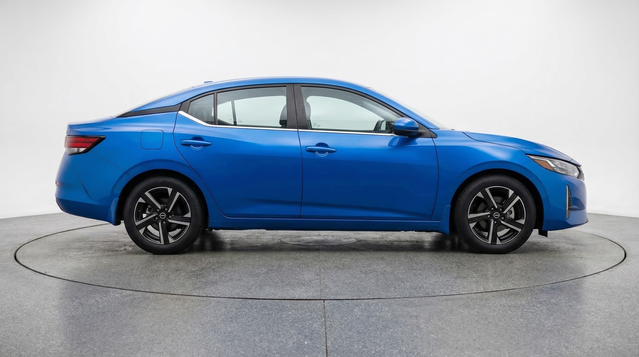 Thumbnail: 2025 Nissan Sentra - 8