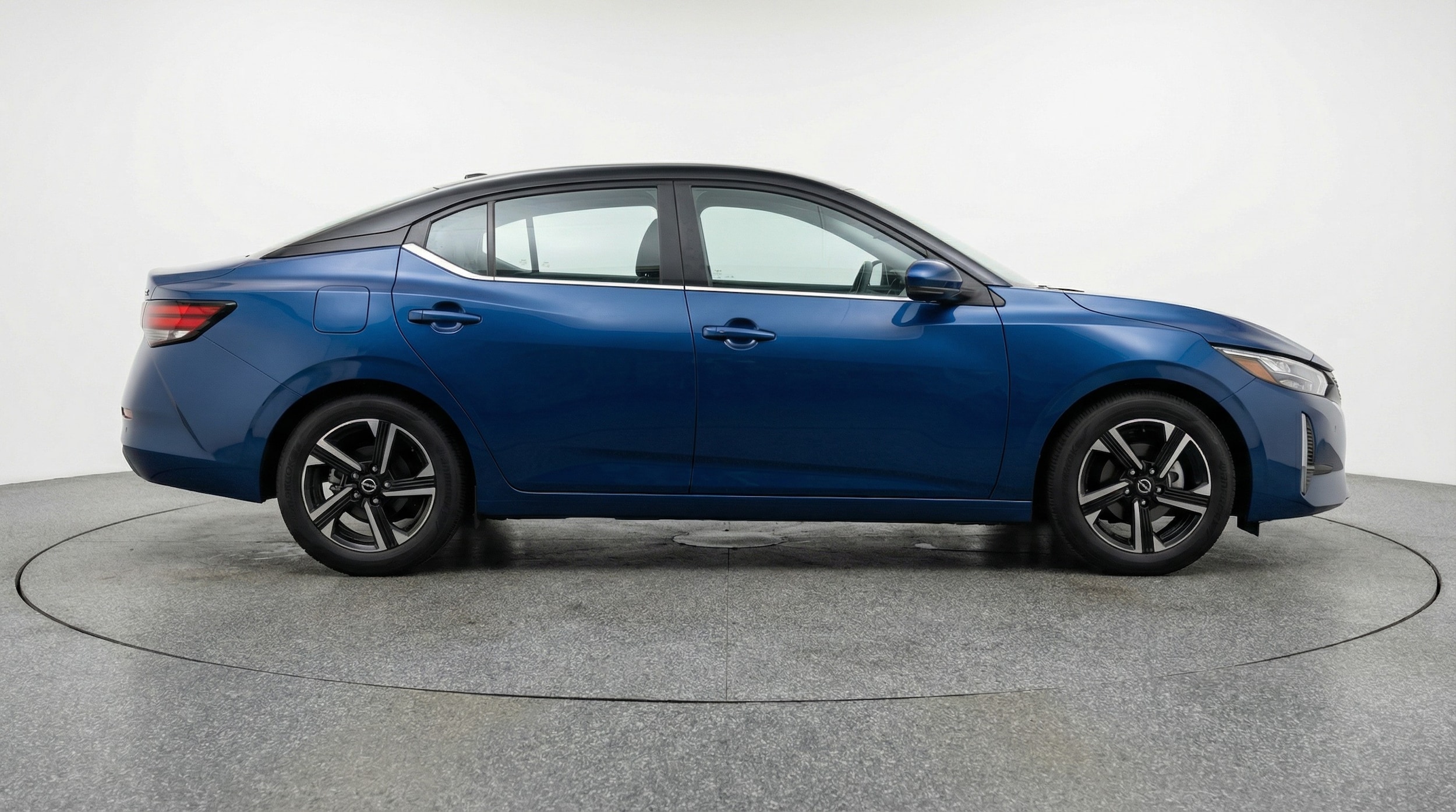 Thumbnail: 2025 Nissan Sentra - 8