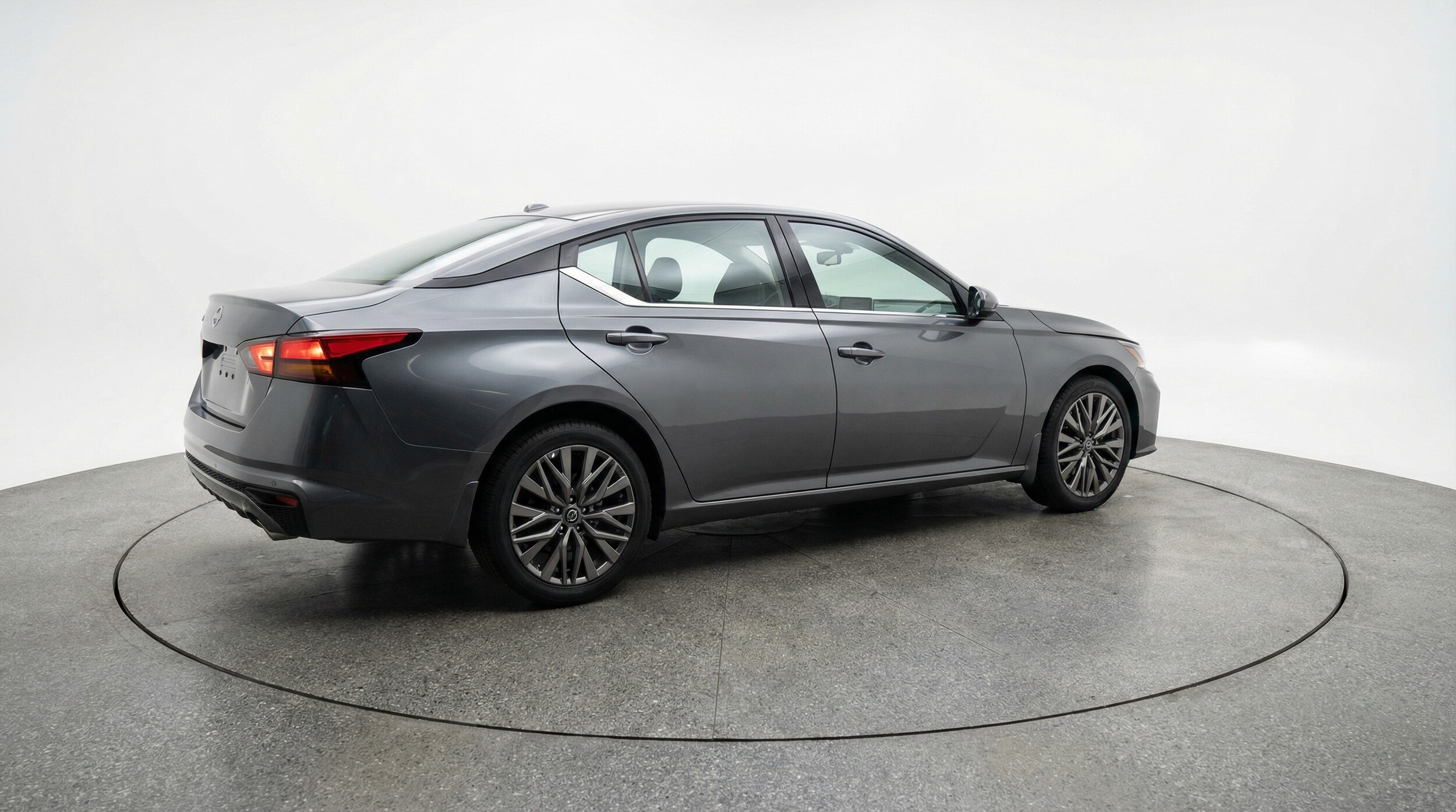 Thumbnail: 2025 Nissan Altima - 5