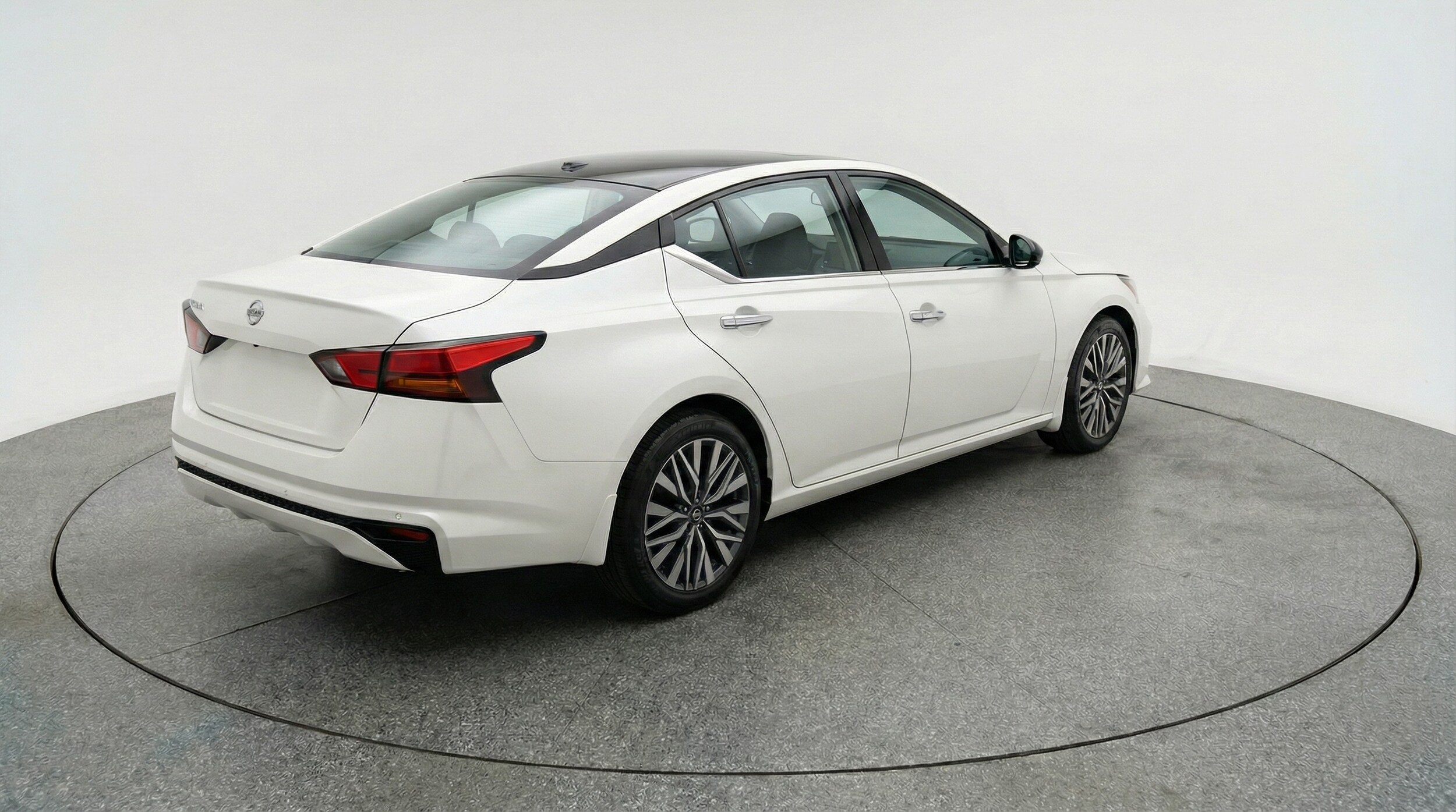 Thumbnail: 2025 Nissan Altima - 7