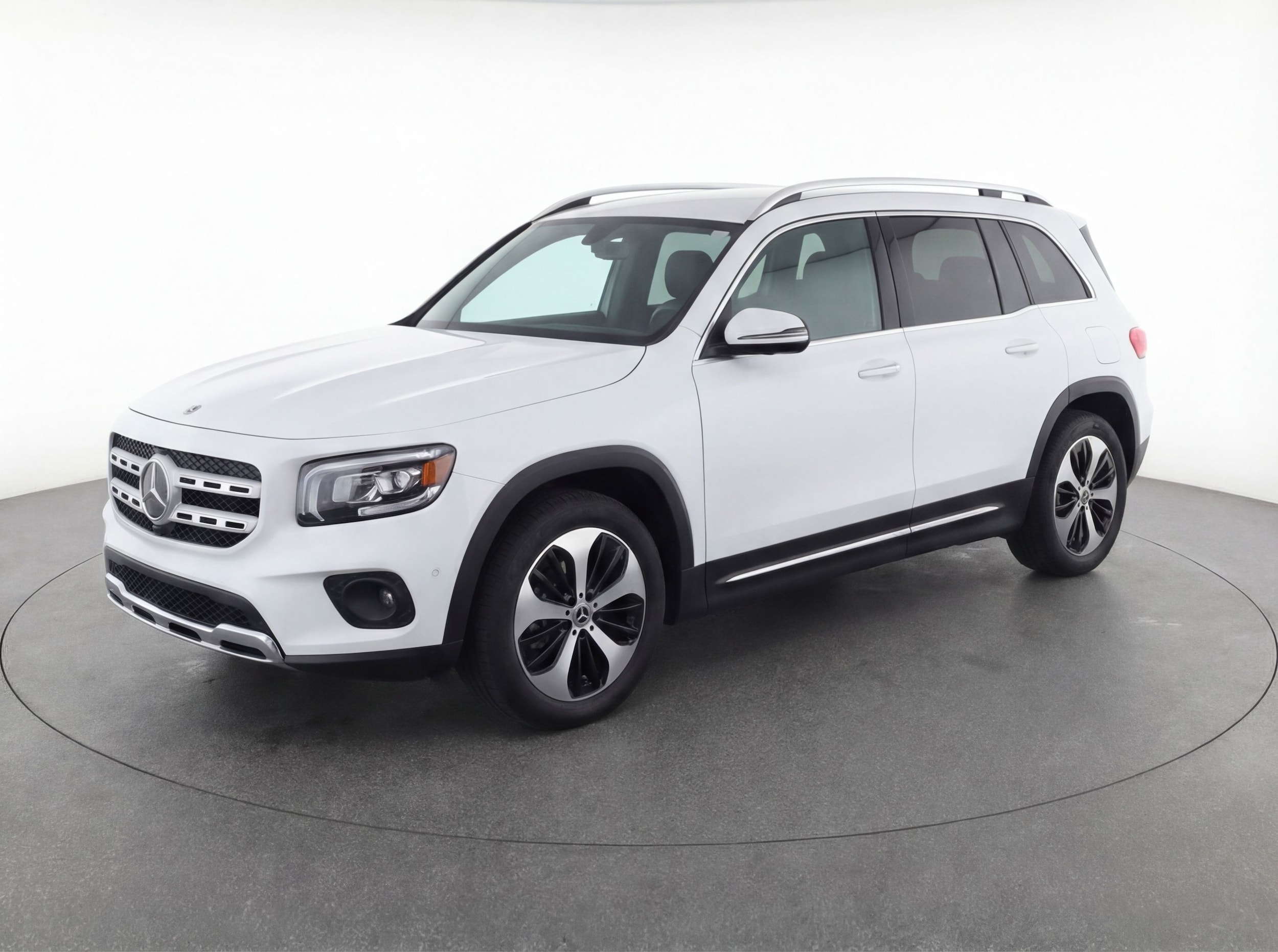 Thumbnail: 2025 Mercedes-Benz GLB - 3