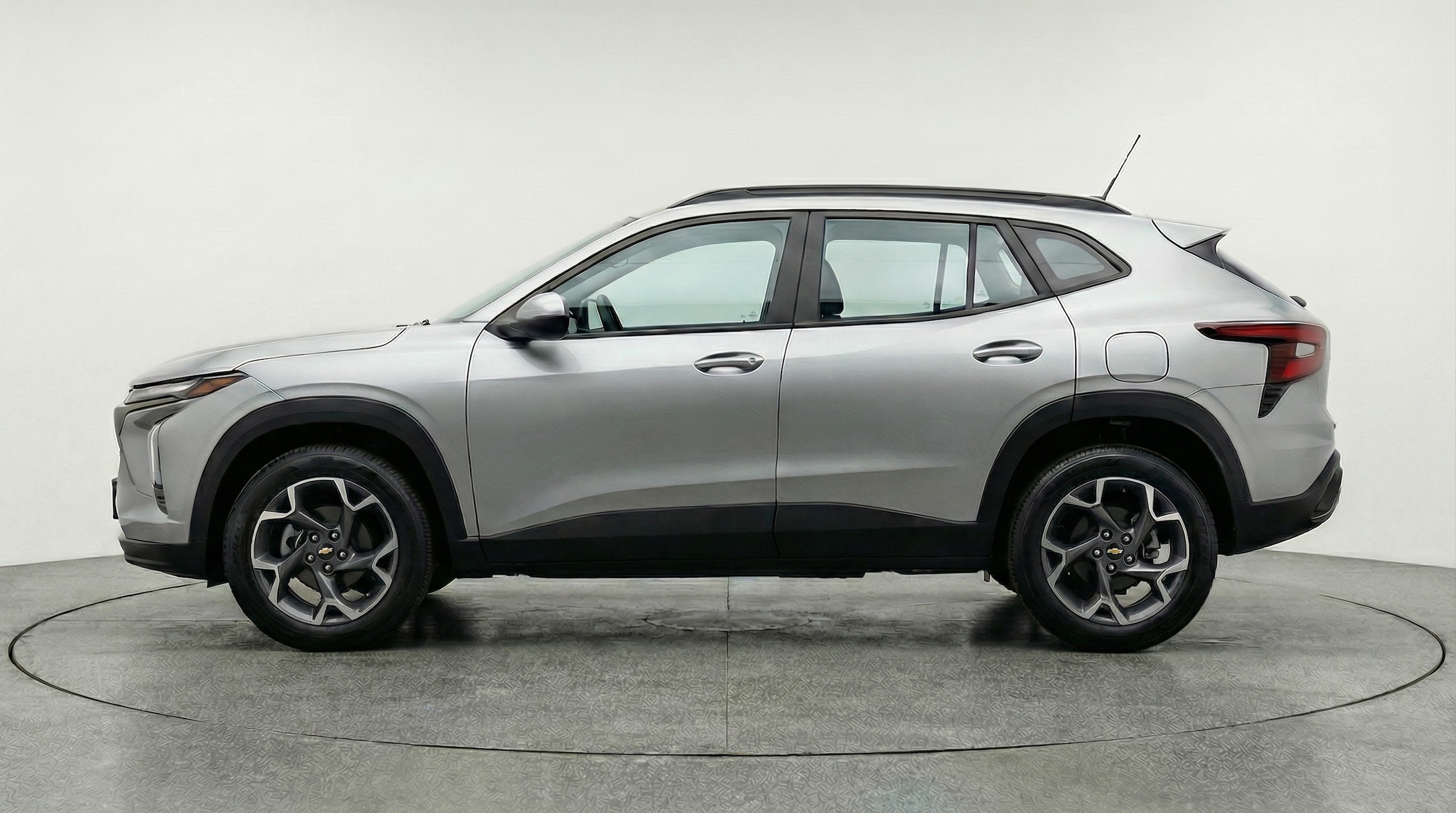 Thumbnail: 2025 Chevrolet Trax - 4