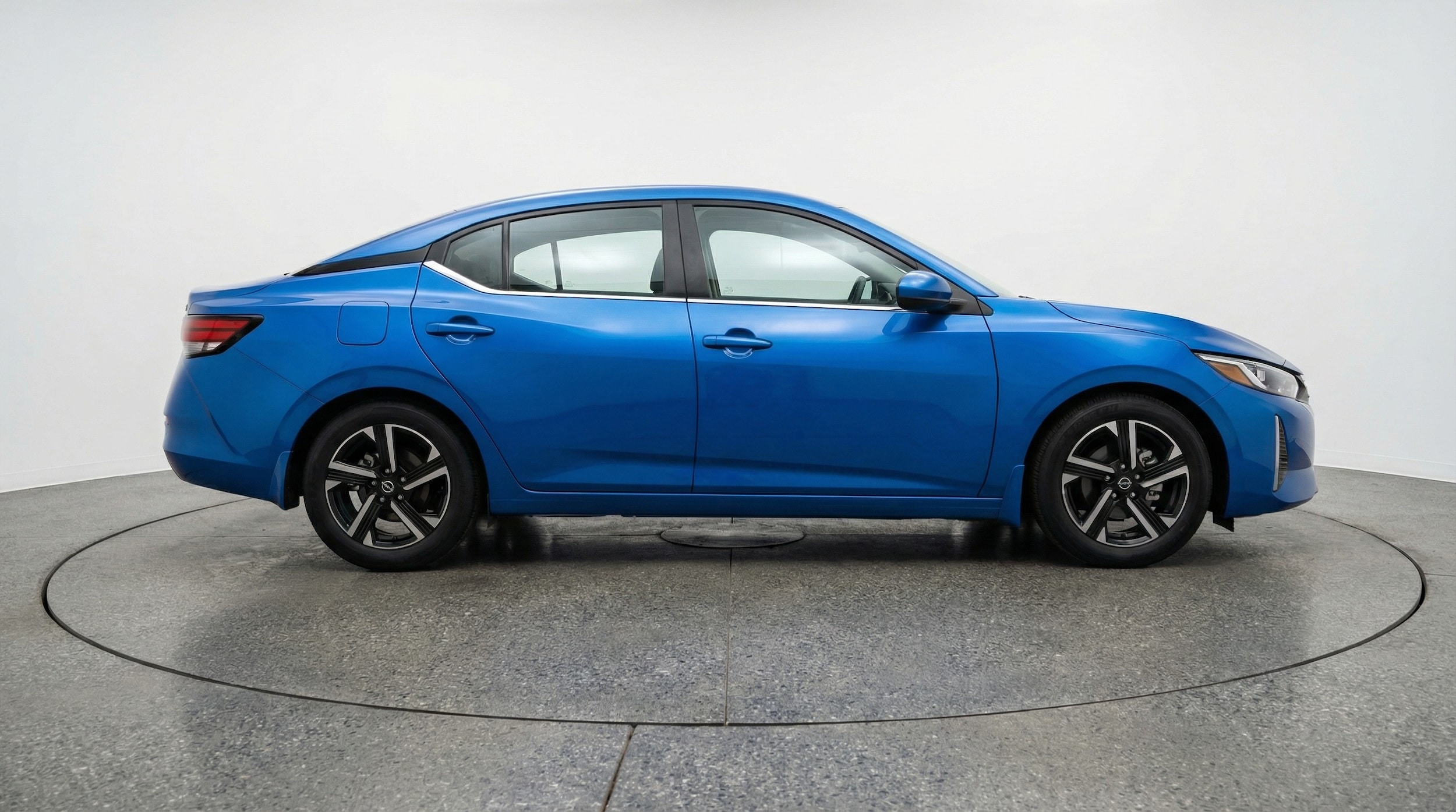 Thumbnail: 2025 Nissan Sentra - 8