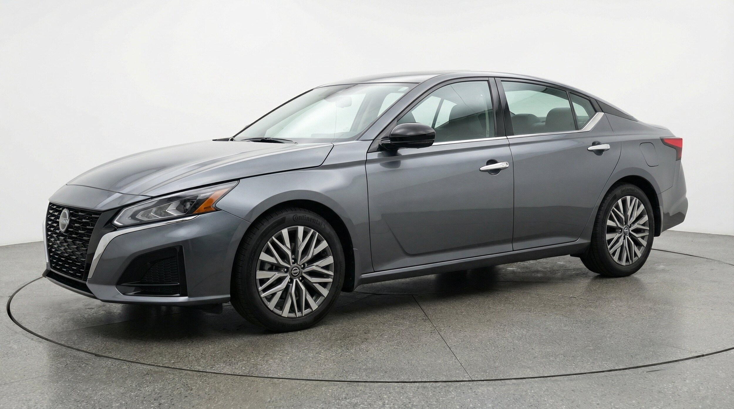 Thumbnail: 2025 Nissan Altima - 3