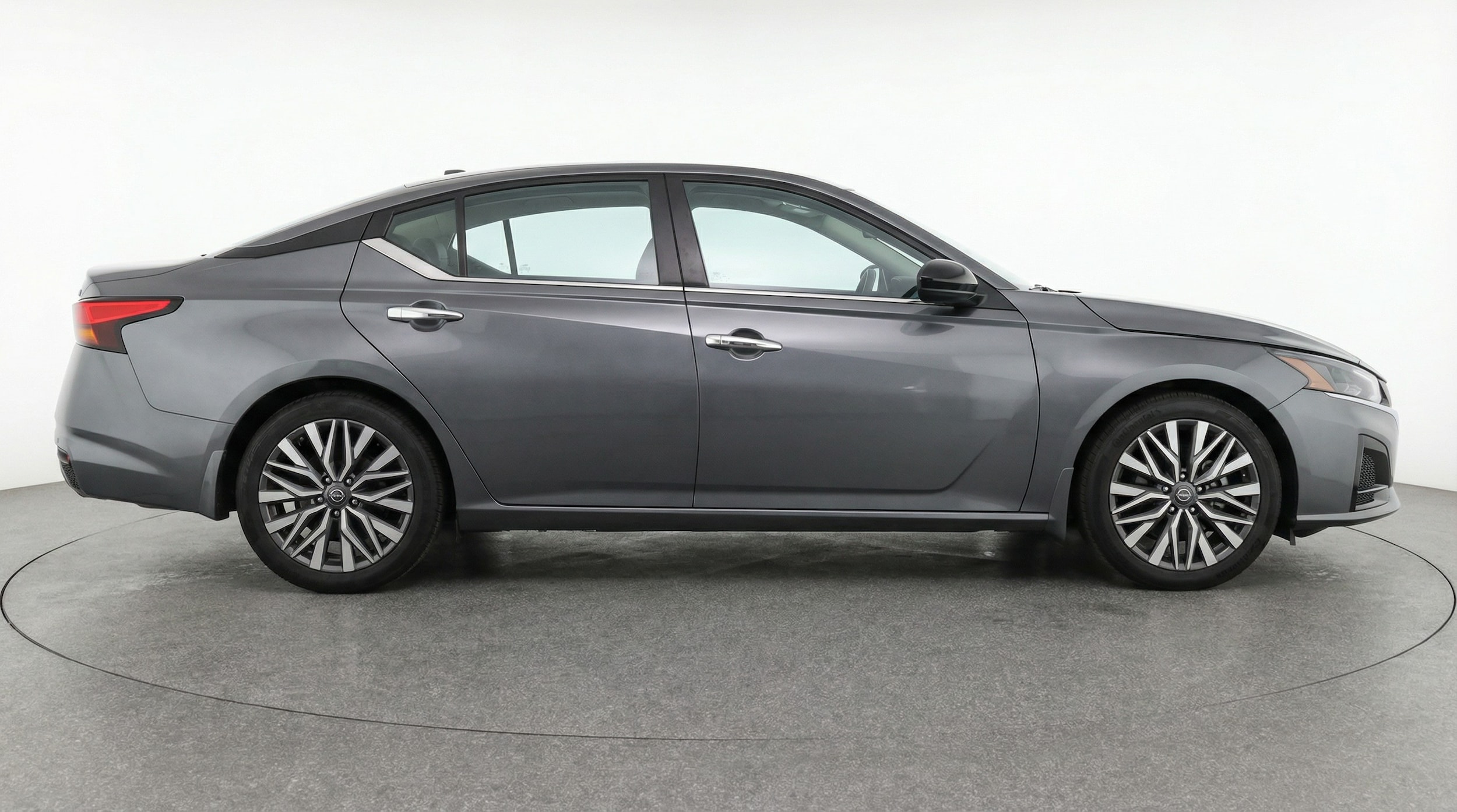 Thumbnail: 2025 Nissan Altima - 8