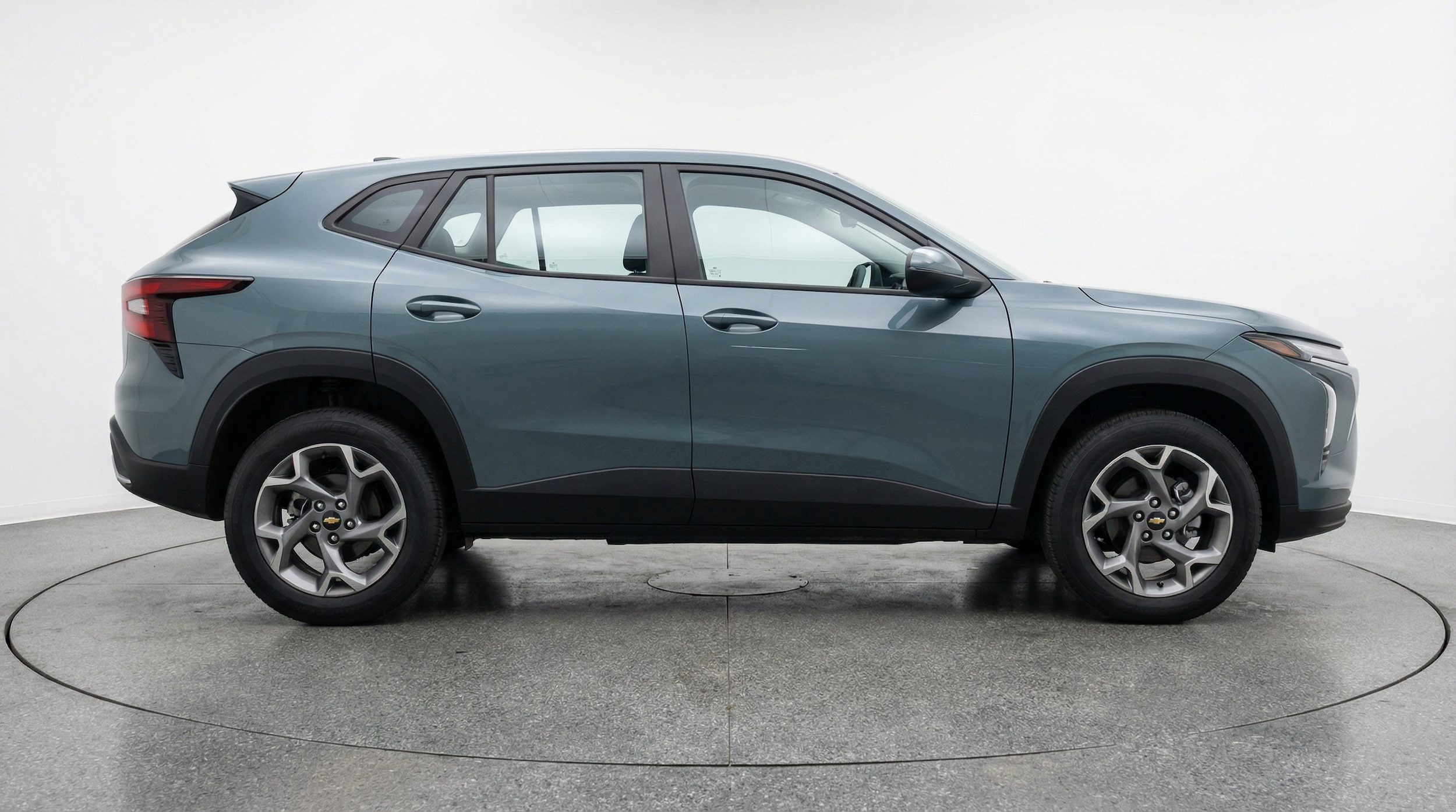 Thumbnail: 2025 Chevrolet Trax - 8