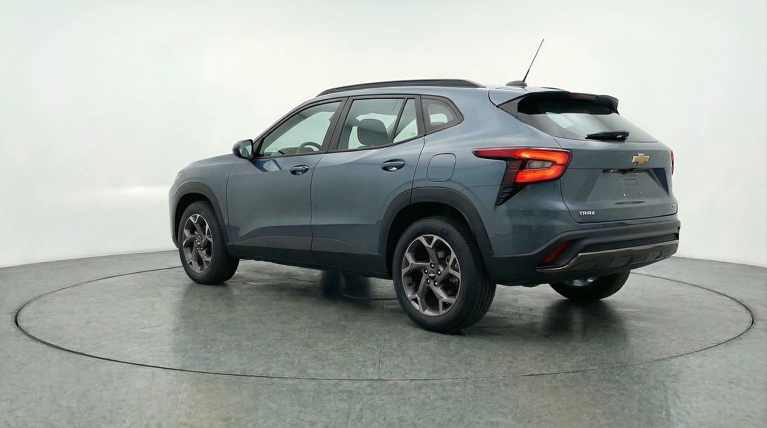 Thumbnail: 2025 Chevrolet Trax - 5