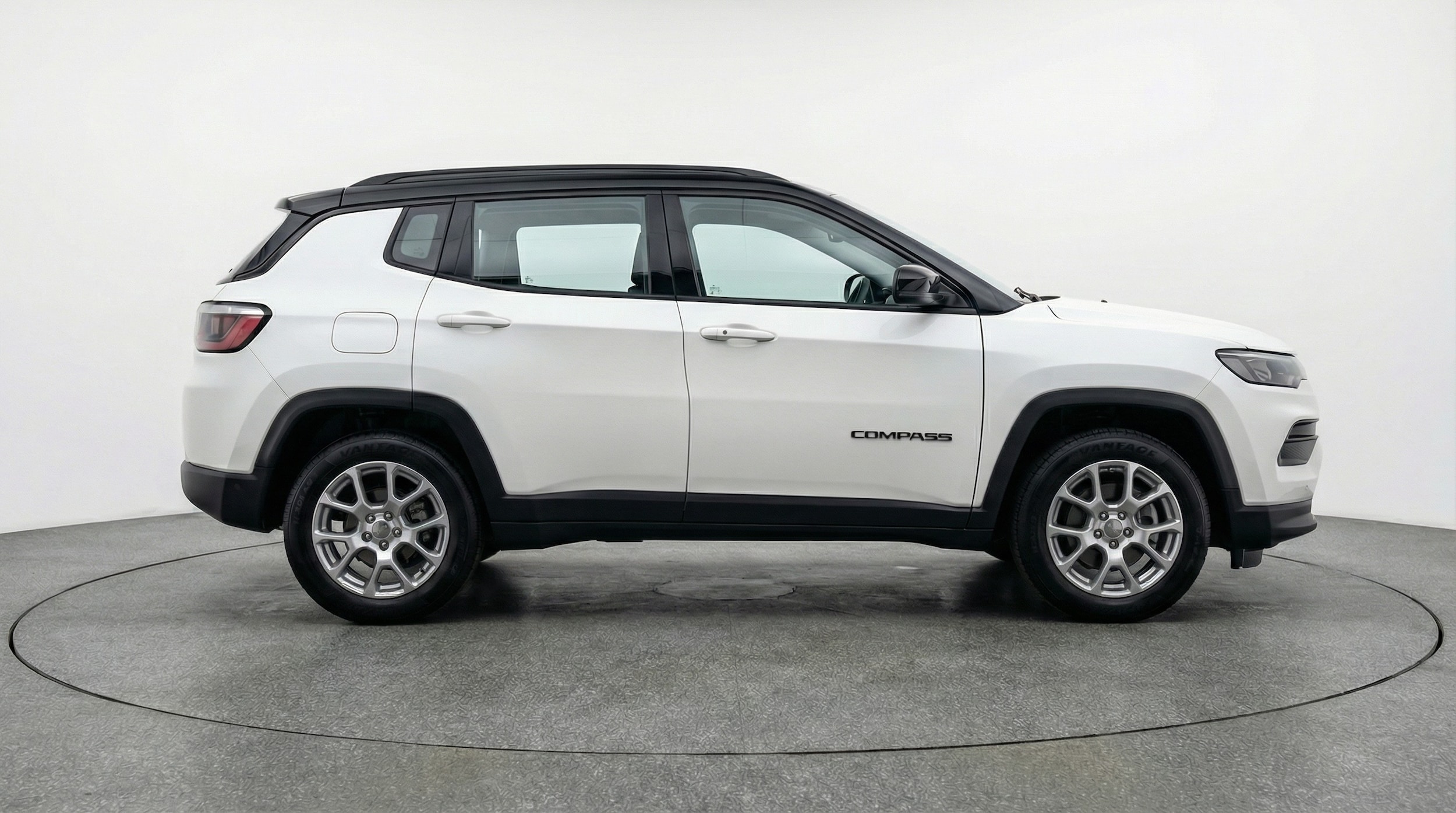 Thumbnail: 2025 Jeep Compass - 8
