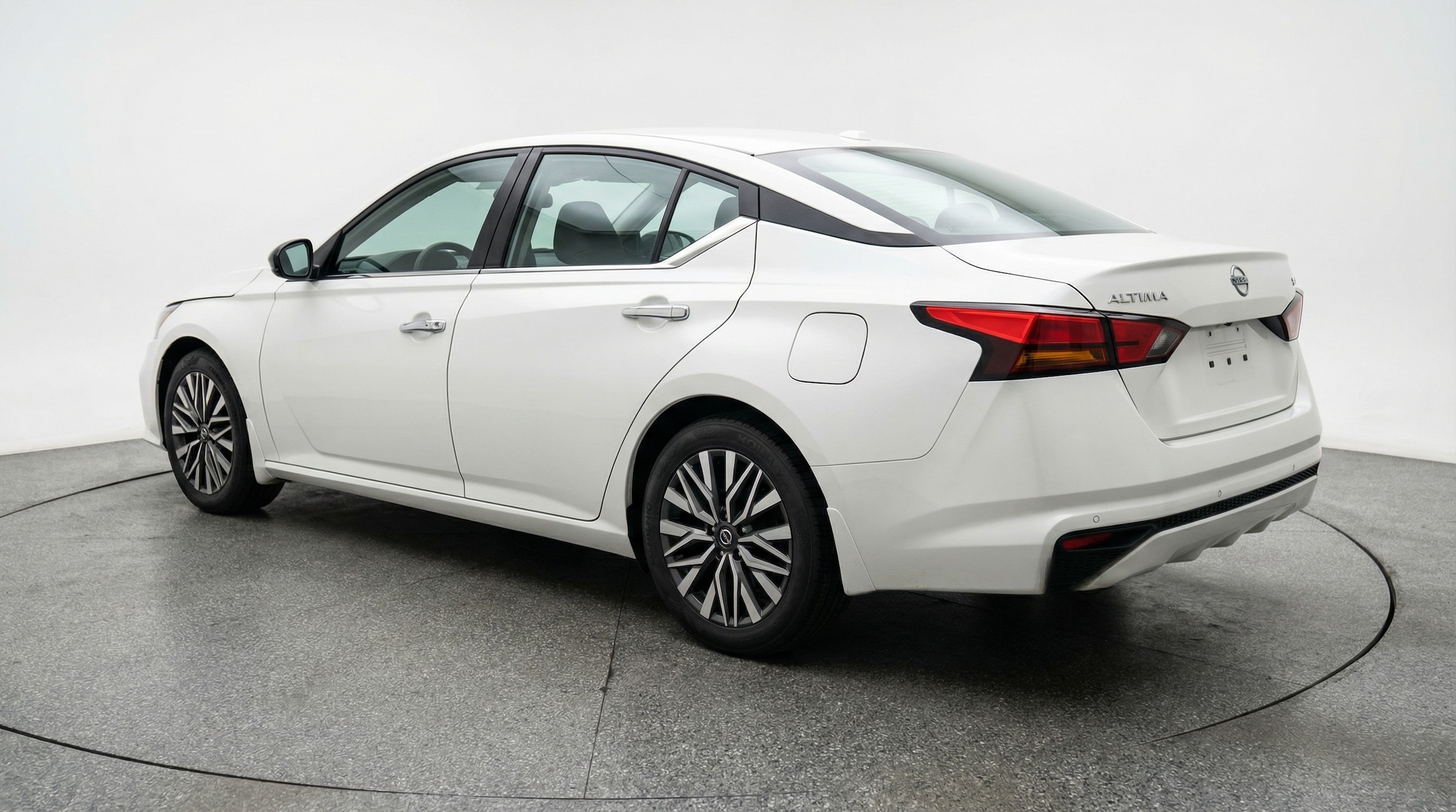 Thumbnail: 2025 Nissan Altima - 5